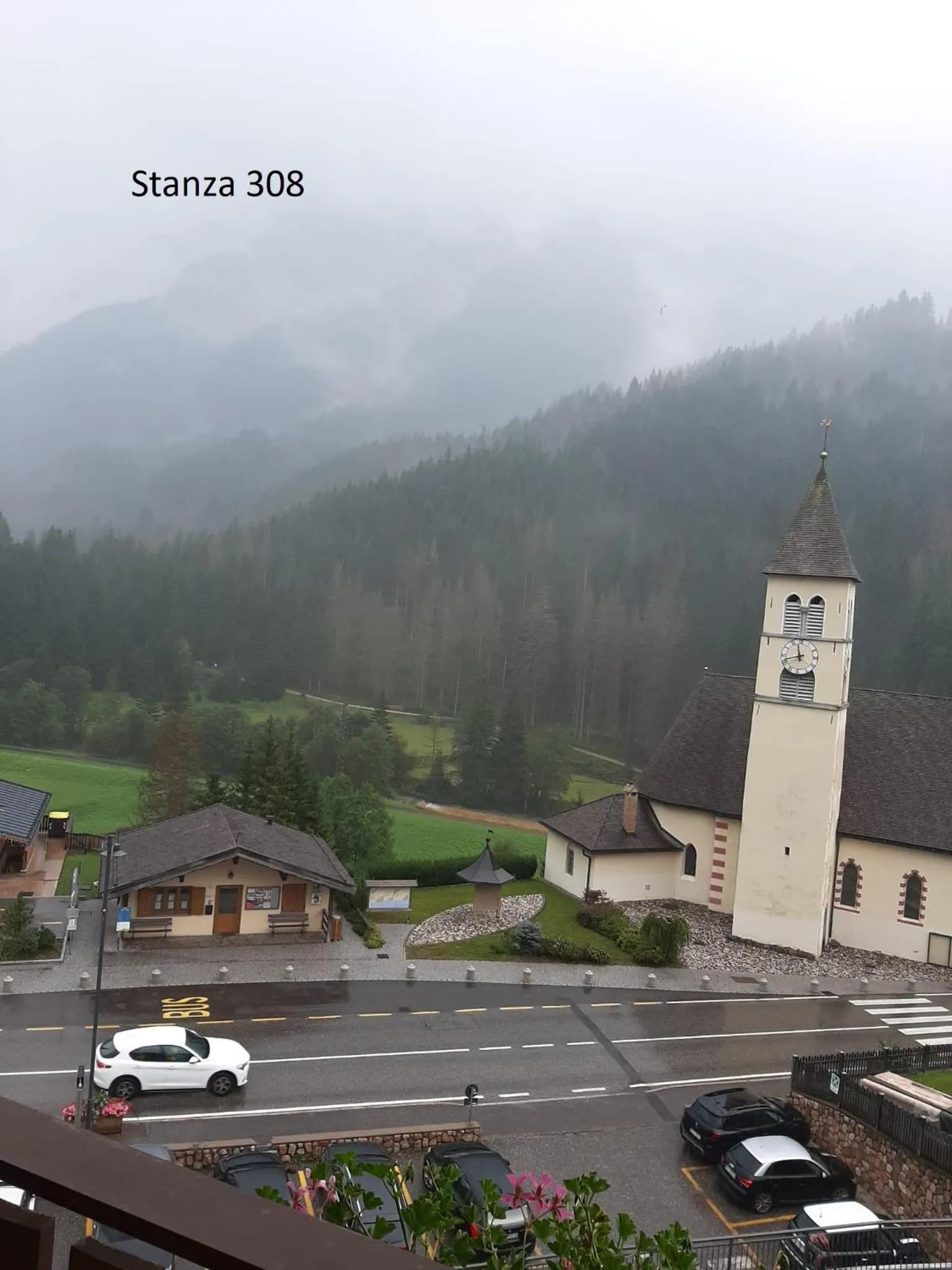 Mountain view in Hotel Pizboè