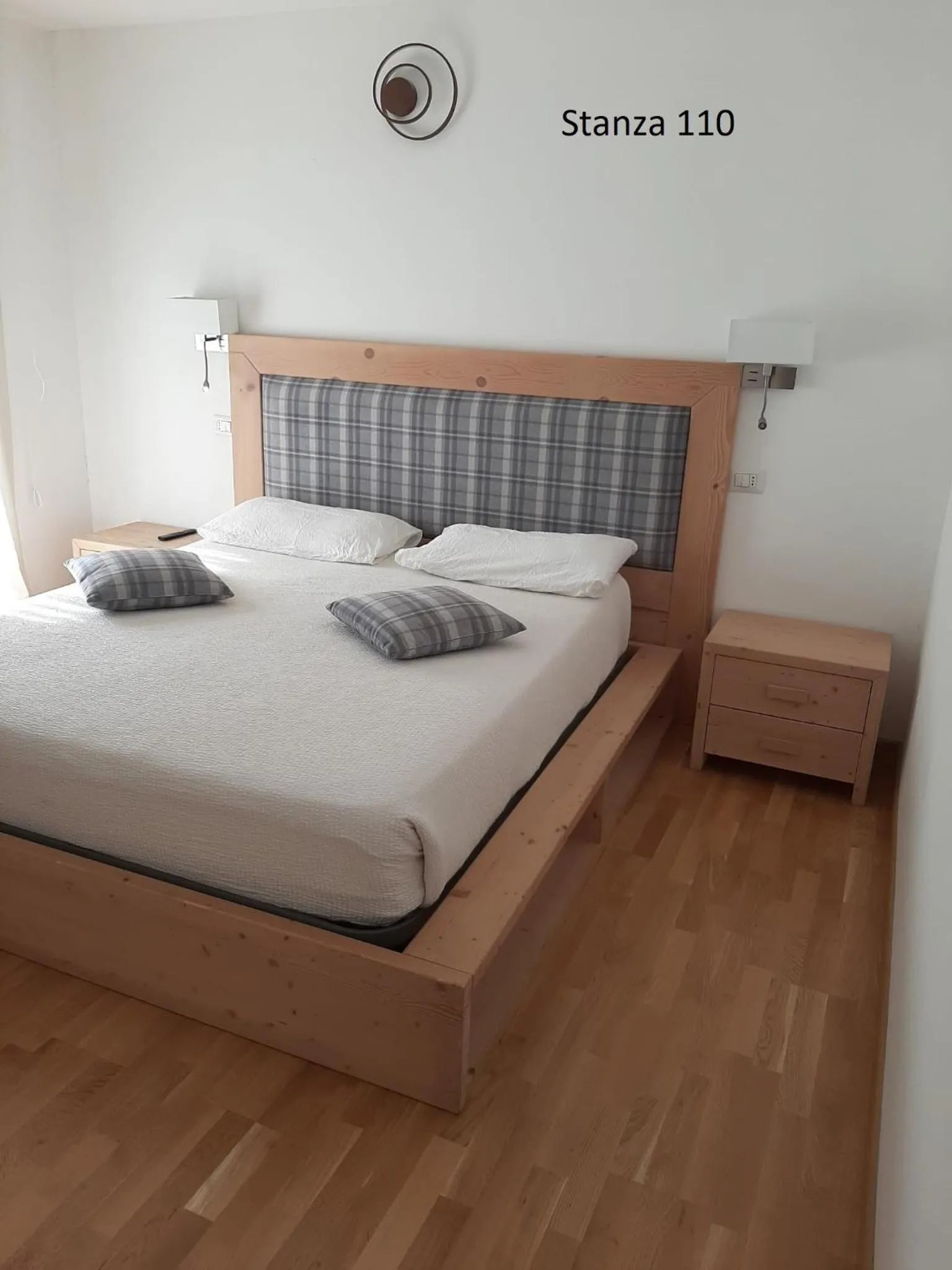 Bedroom, Bed in Hotel Pizboè