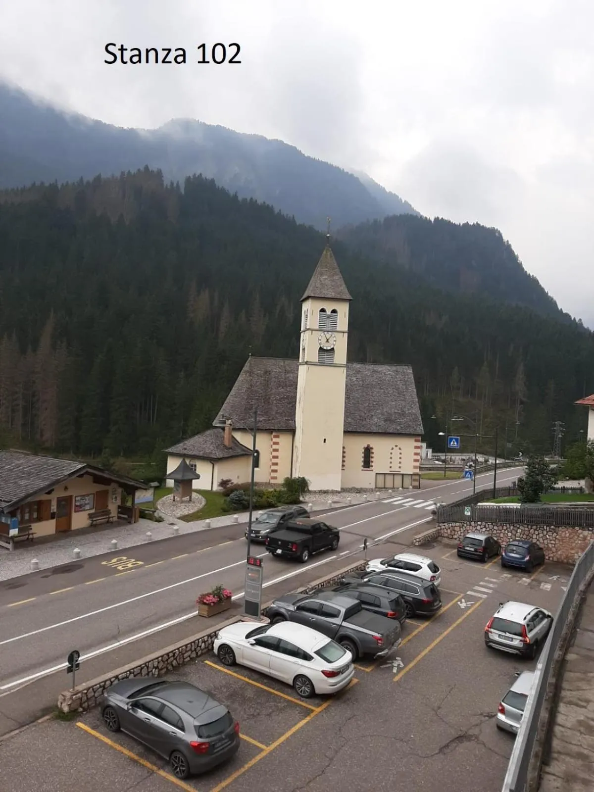 Mountain view in Hotel Pizboè