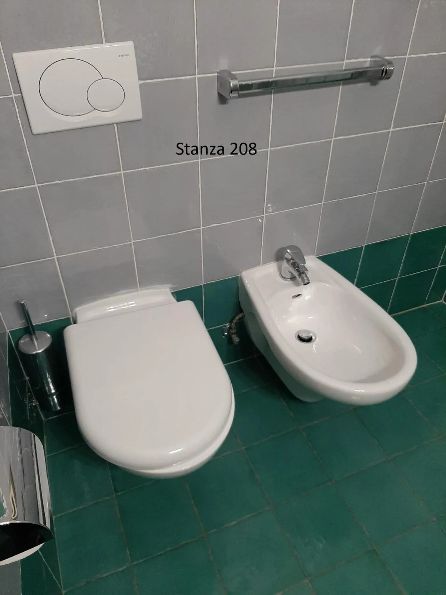 Bathroom in Hotel Pizboè