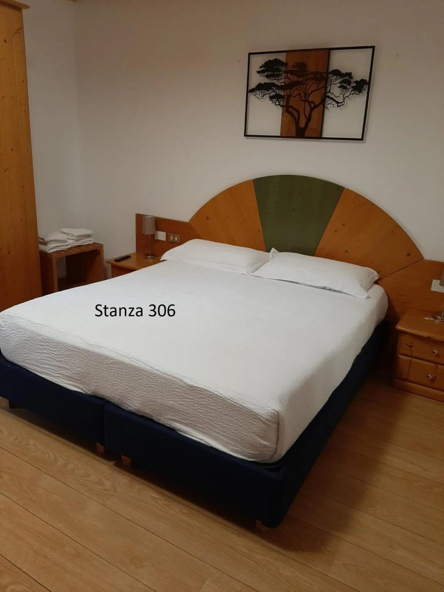 Bed in Hotel Pizboè