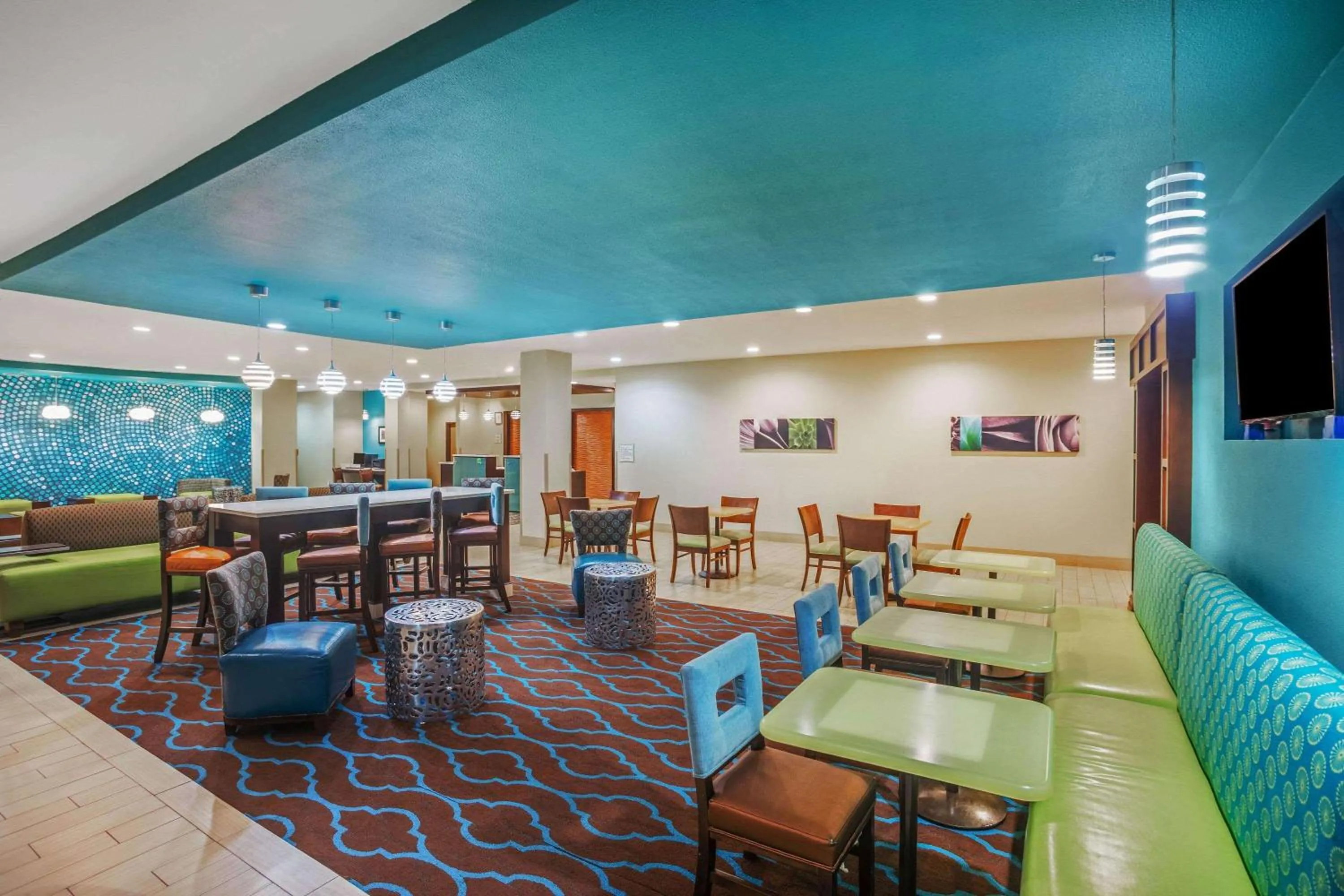 Lobby or reception in La Quinta by Wyndham Beeville