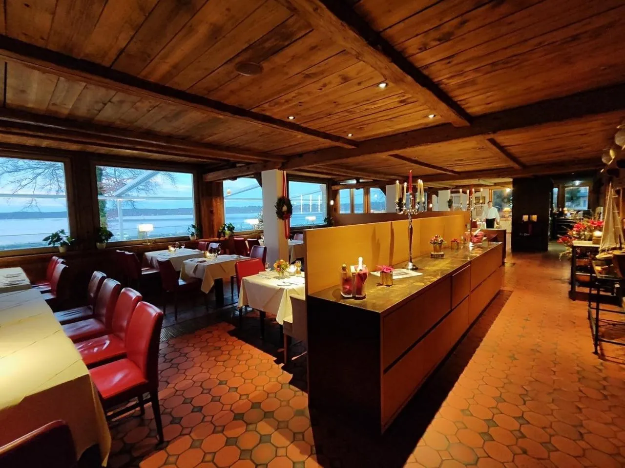 Restaurant/places to eat in Marina Hotel am Starnberger See