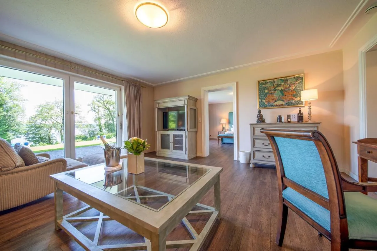 Living room in Marina Hotel am Starnberger See