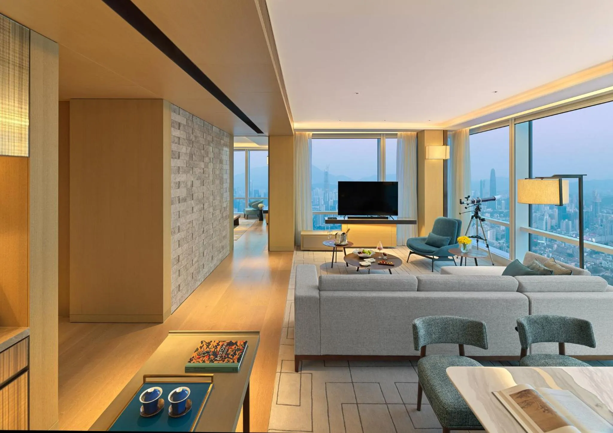 Bedroom in Mandarin Oriental, Shenzhen