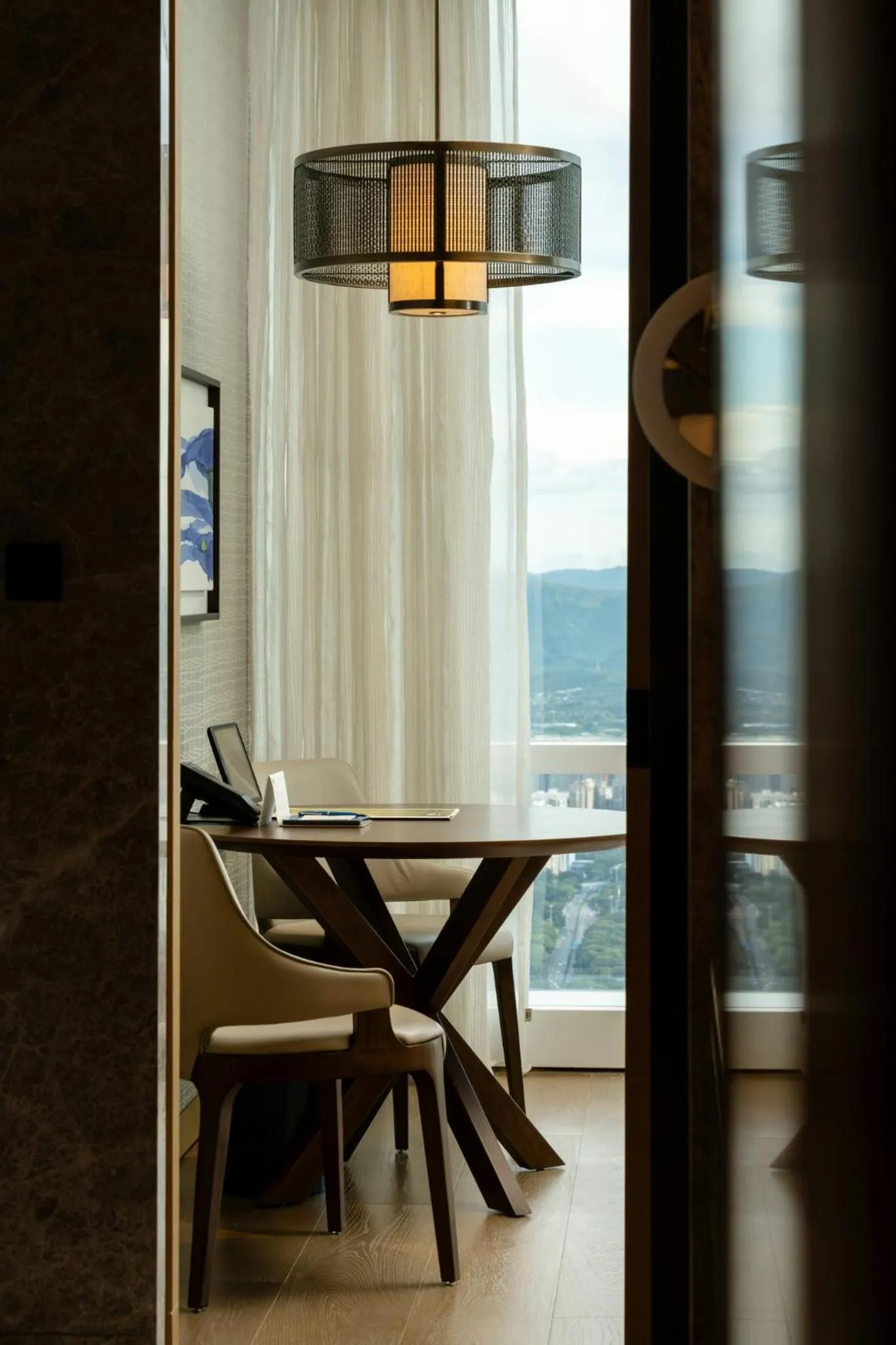 Bedroom in Mandarin Oriental, Shenzhen