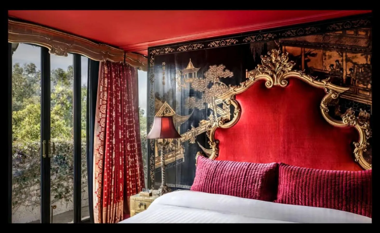 Bed in Petit Ermitage