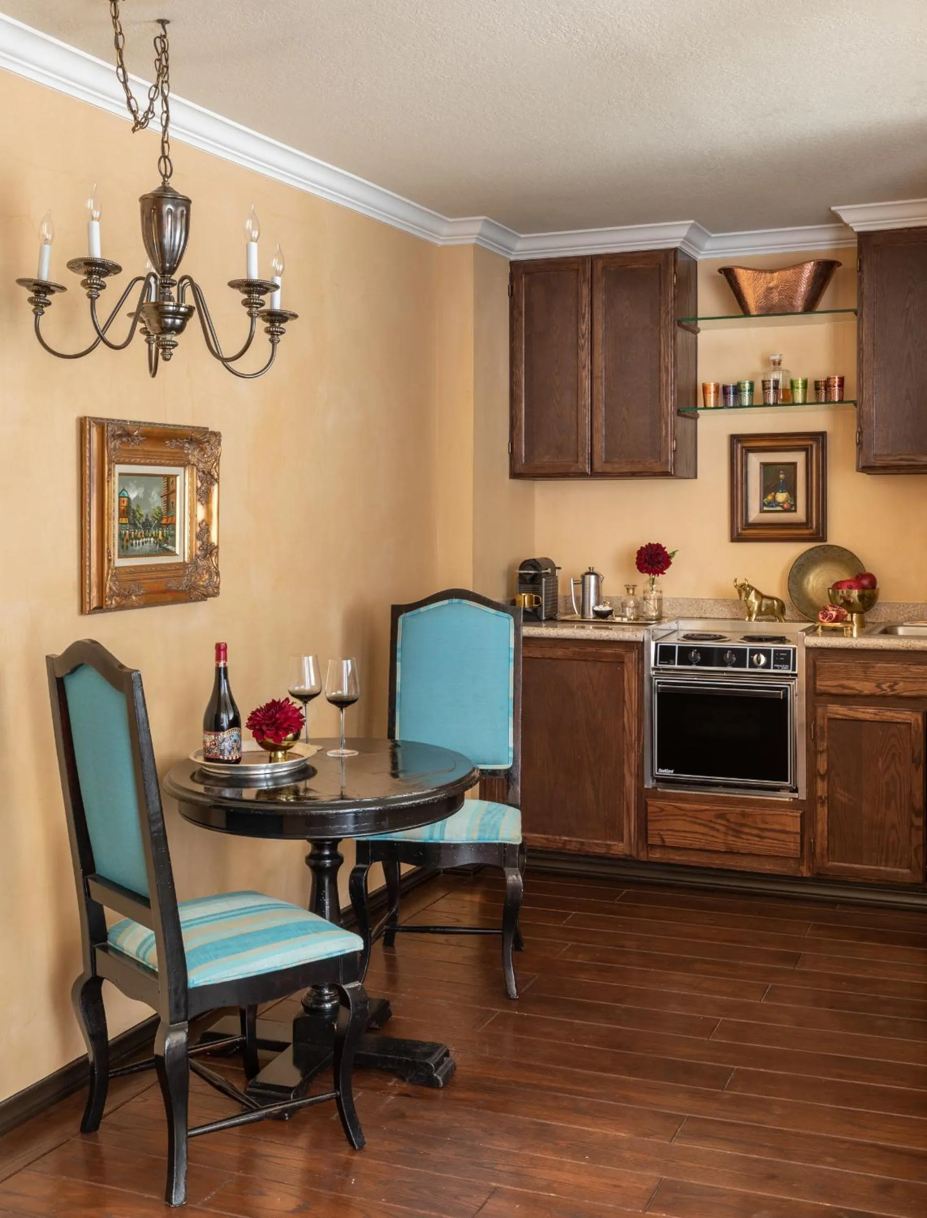 Kitchen or kitchenette in Petit Ermitage