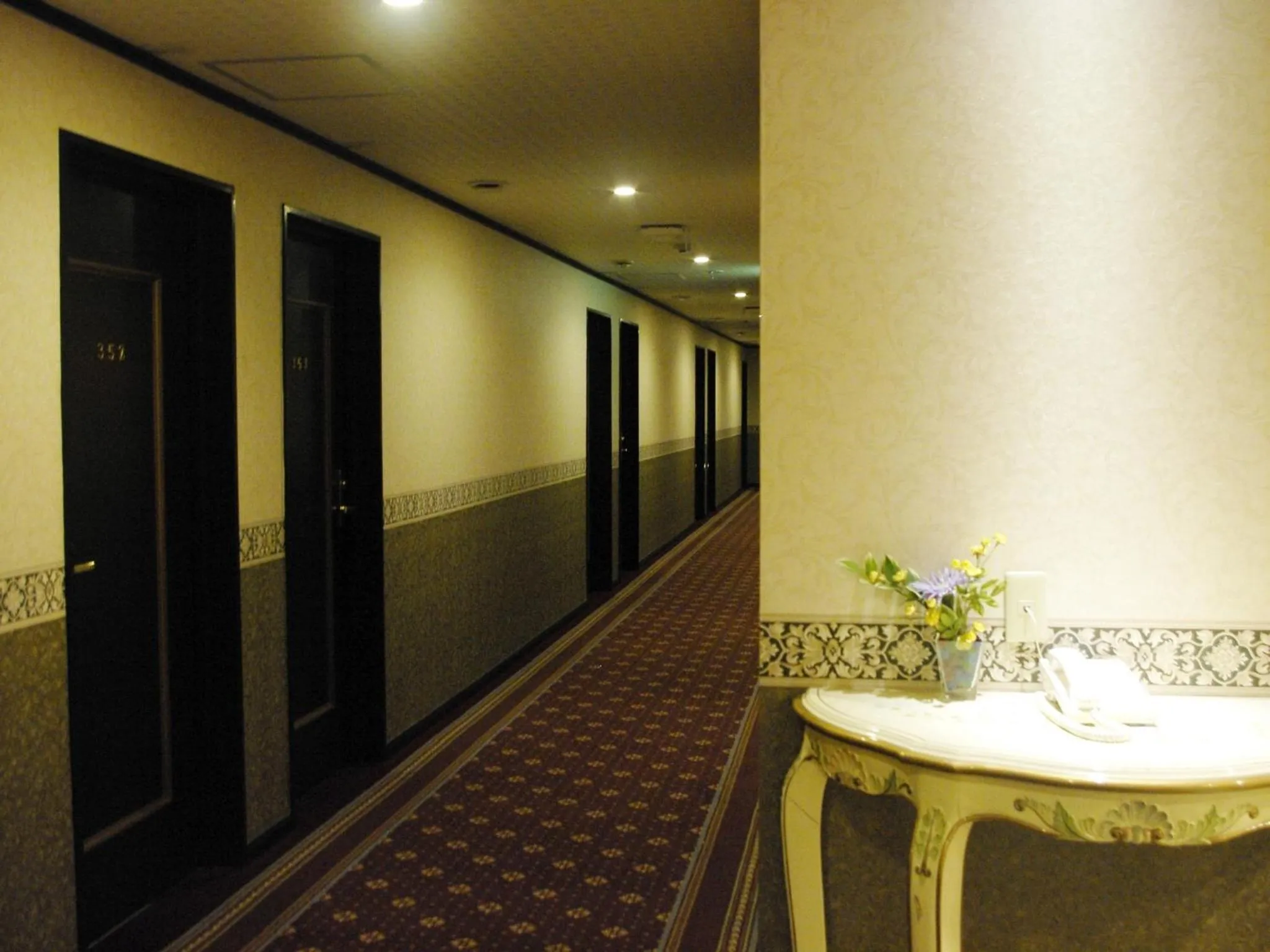 Decorative detail in TsukubaNoYu Urban Hotel