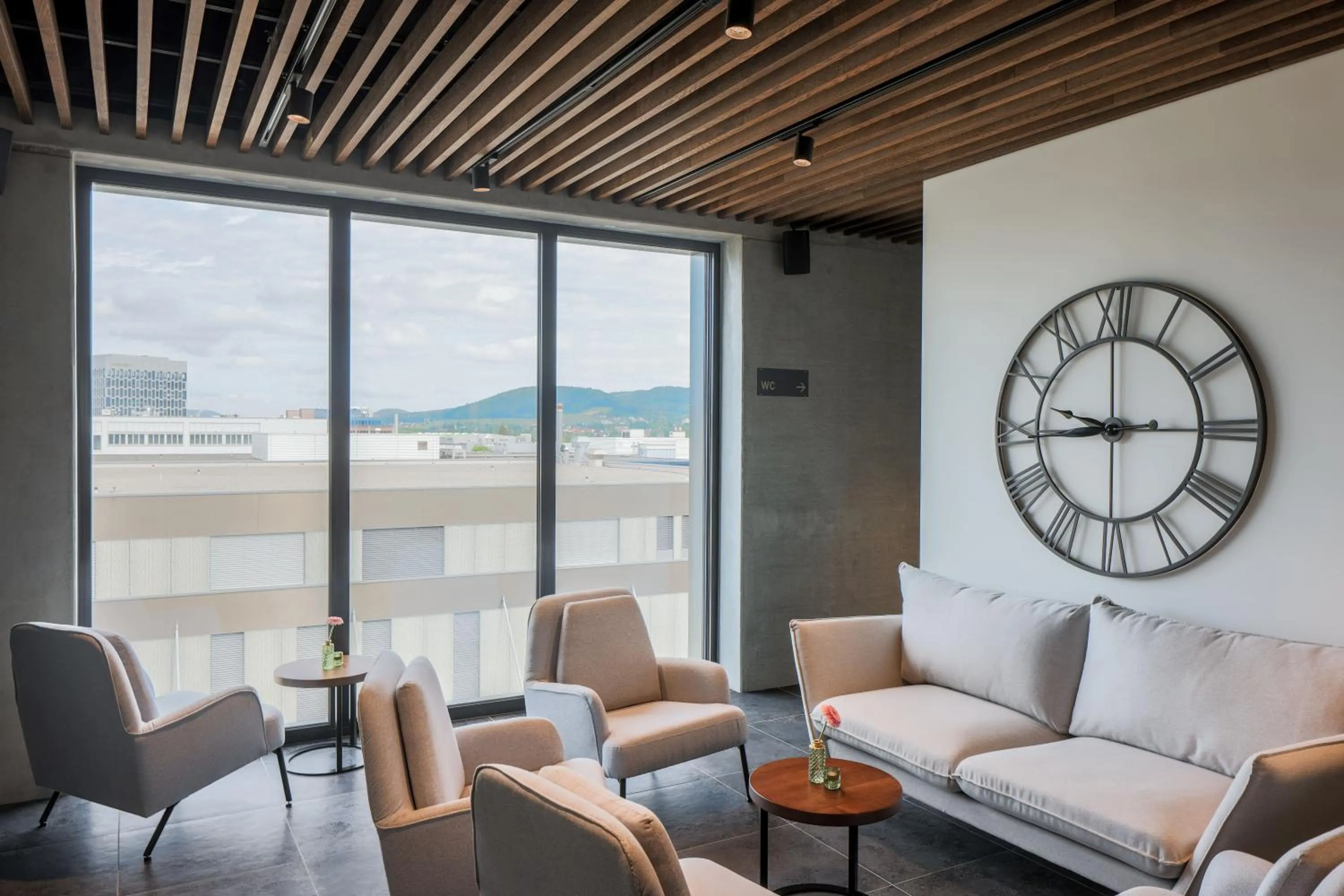 Restaurant/places to eat in MOOI Apartments Schlieren