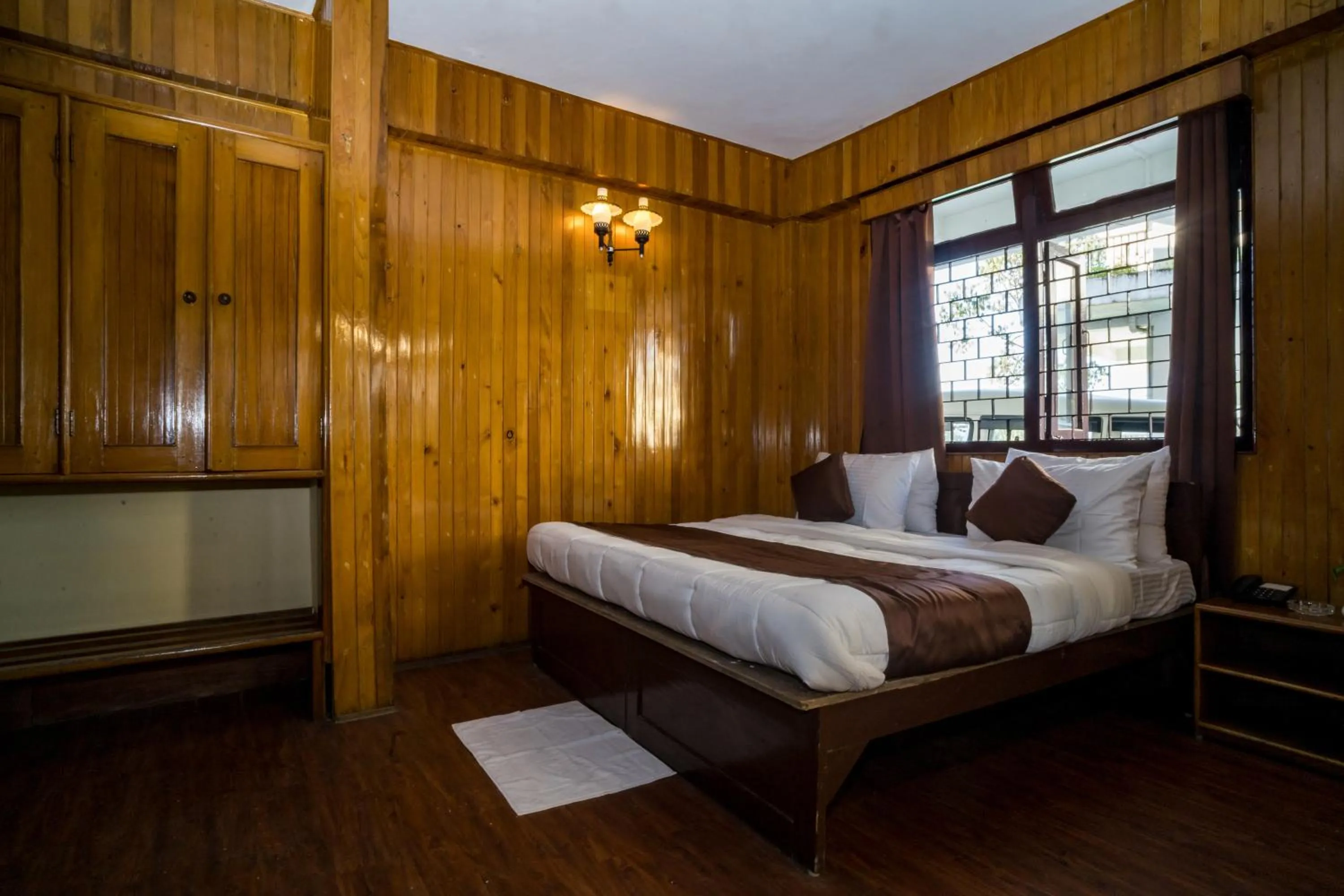 Bed in Magpie Mall Road Residency (MG Marg)