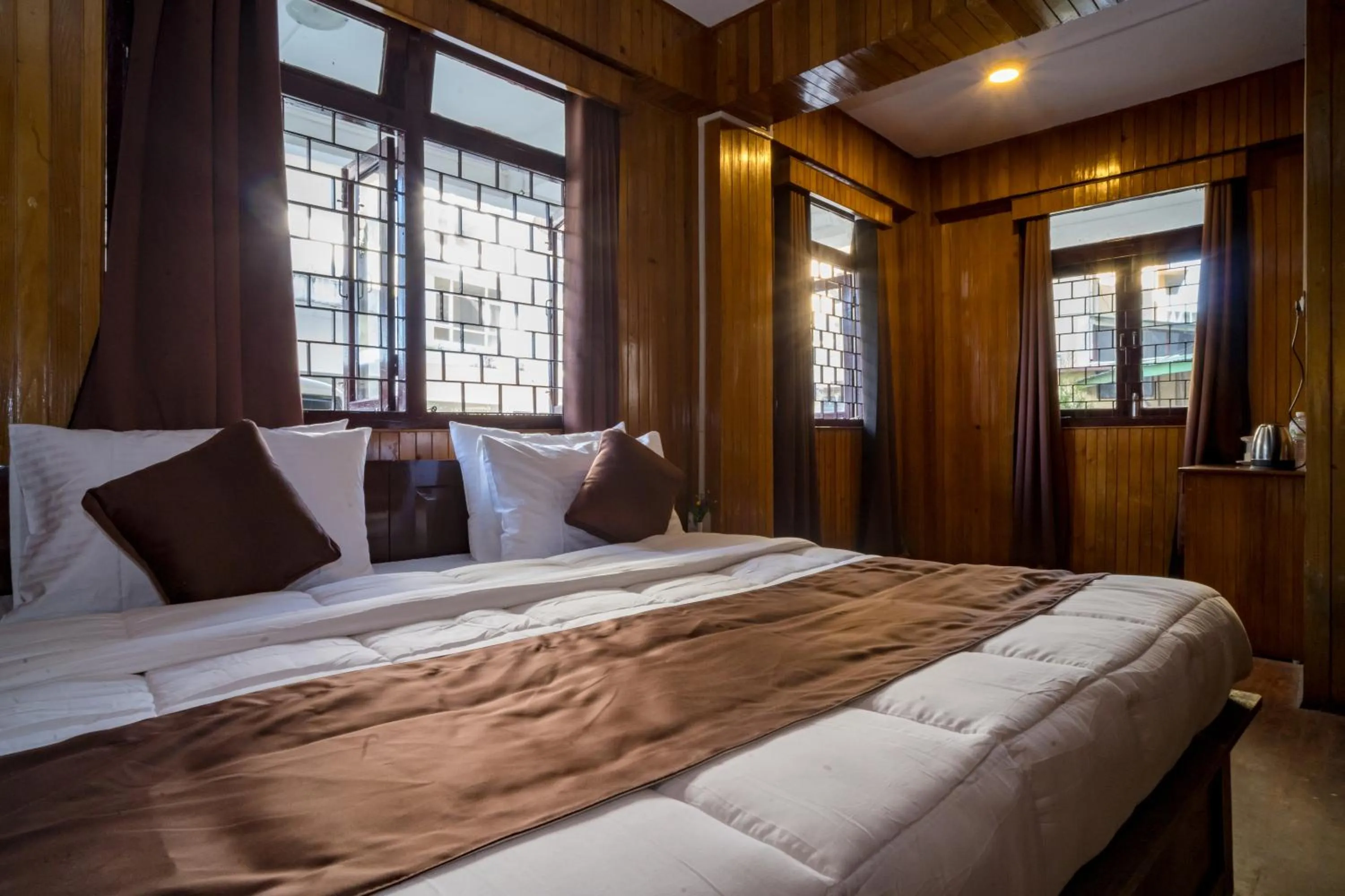 Bed in Magpie Mall Road Residency (MG Marg)