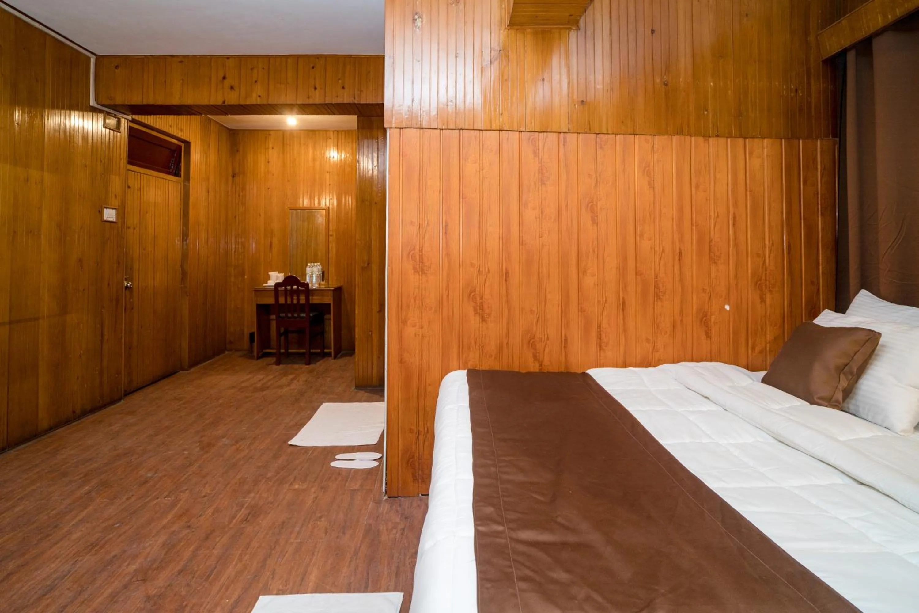 Bed in Magpie Mall Road Residency (MG Marg)