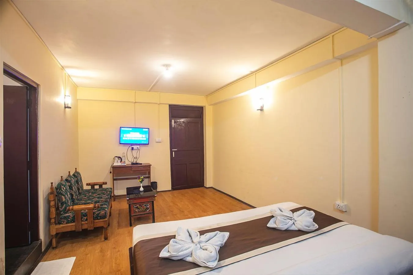 Bedroom in Magpie Mall Road Residency (MG Marg)
