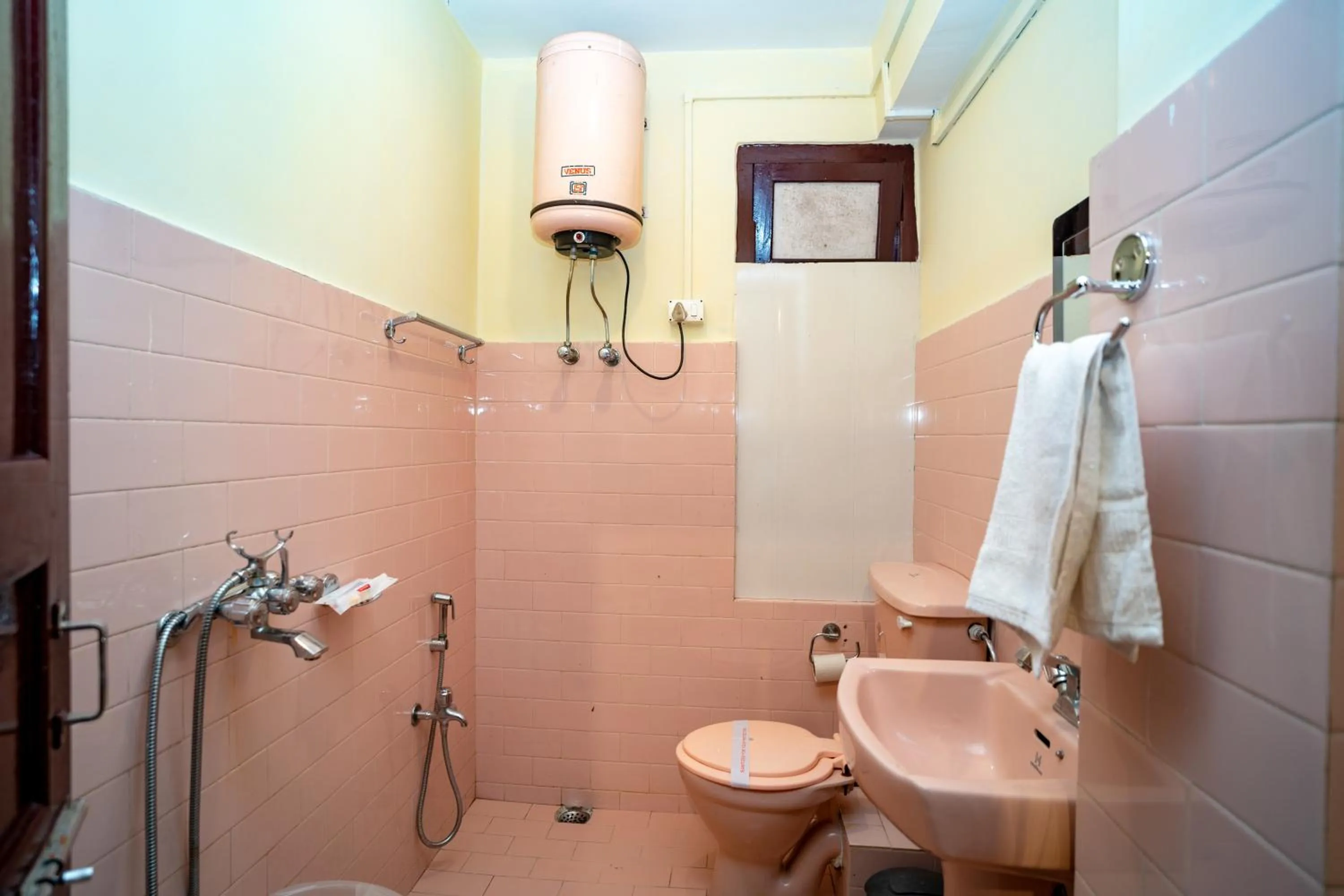 Bathroom in Magpie Mall Road Residency (MG Marg)