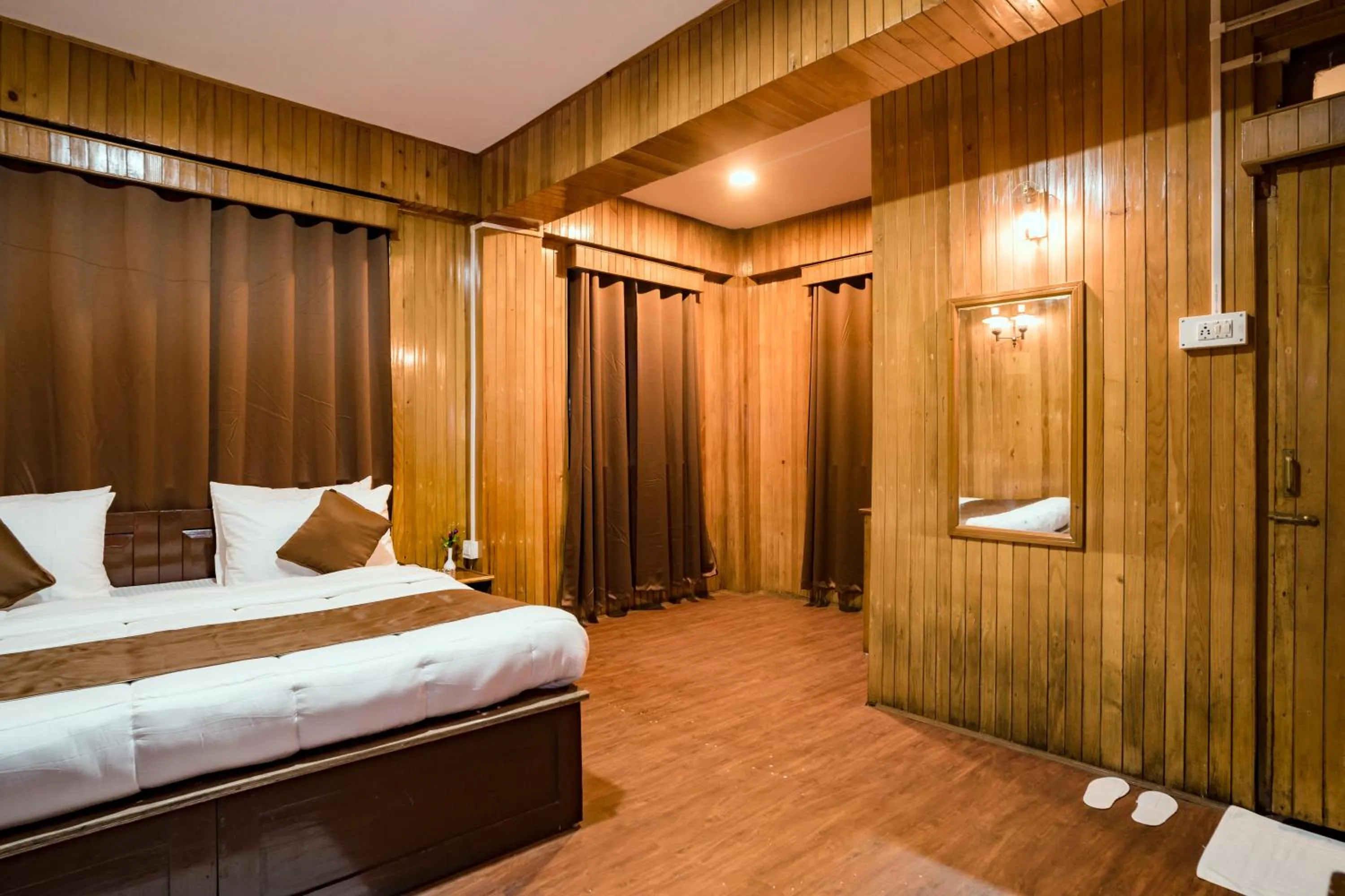 Bed in Magpie Mall Road Residency (MG Marg)