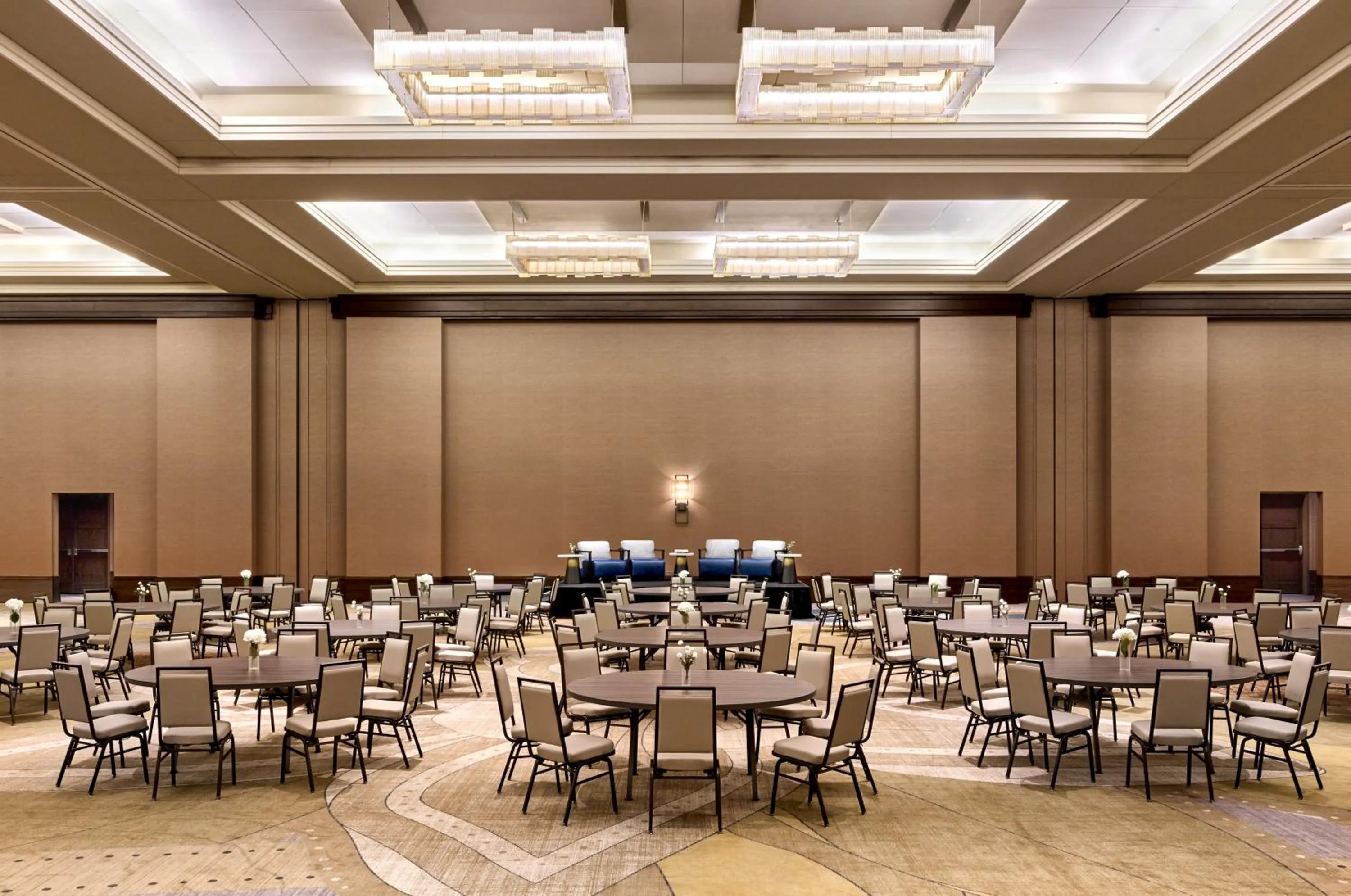 Meeting/conference room in Omni Nashville Hotel