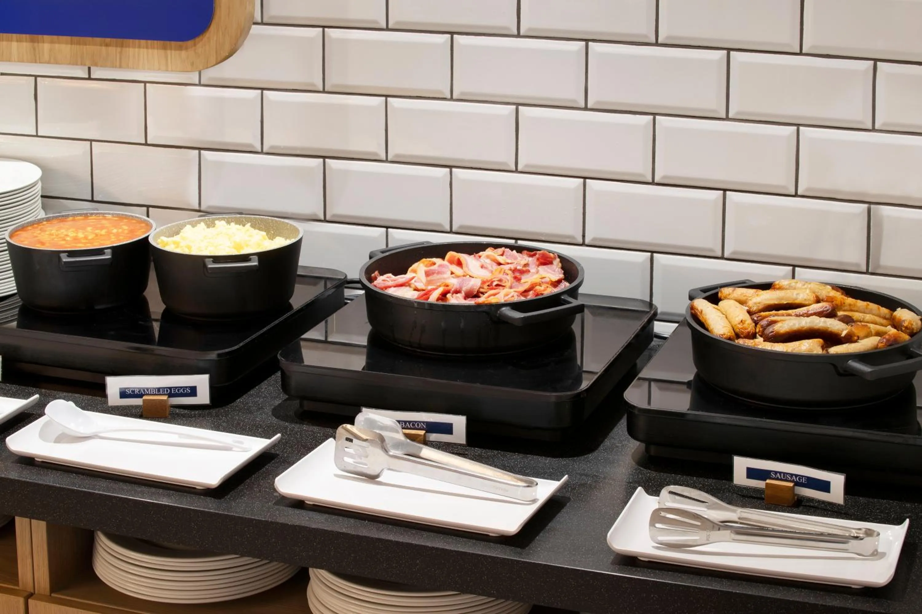 Breakfast in Holiday Inn Express Cambridge West - Cambourne by IHG