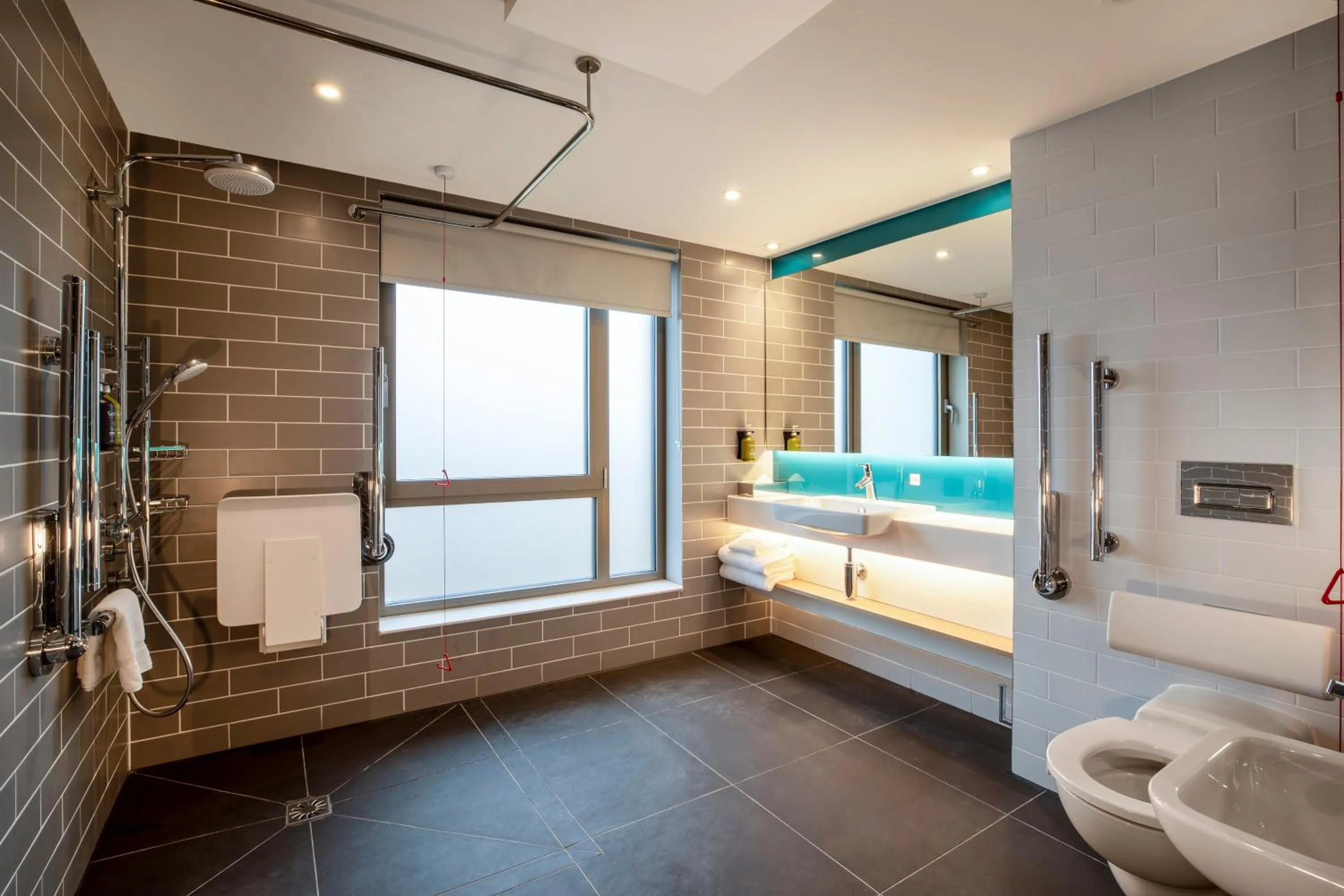 Bathroom in Holiday Inn Express Cambridge West - Cambourne by IHG