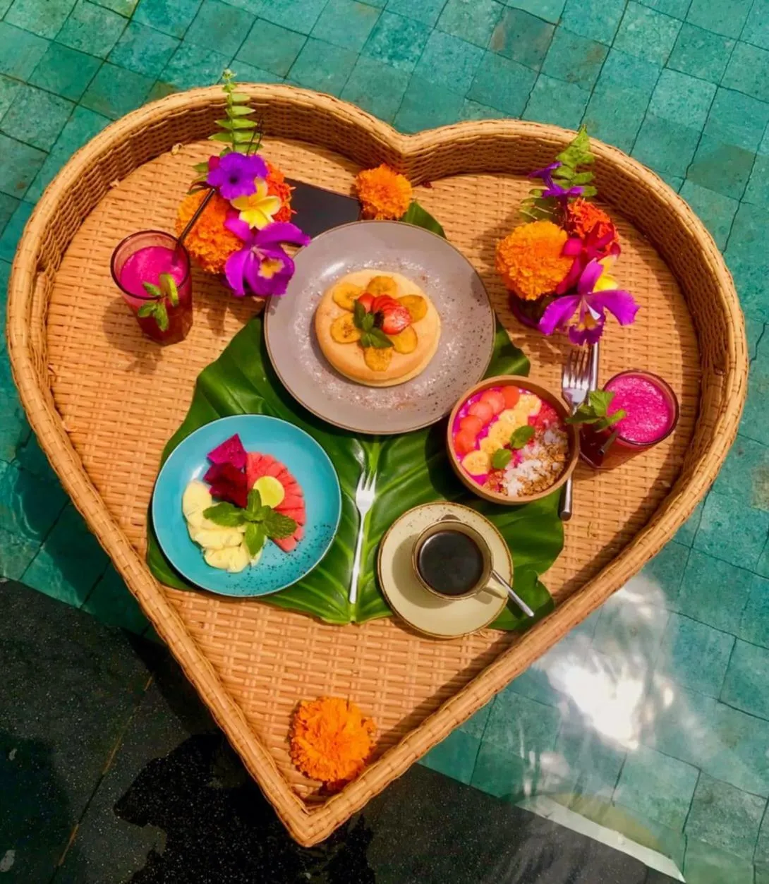 Breakfast in Villa Adi