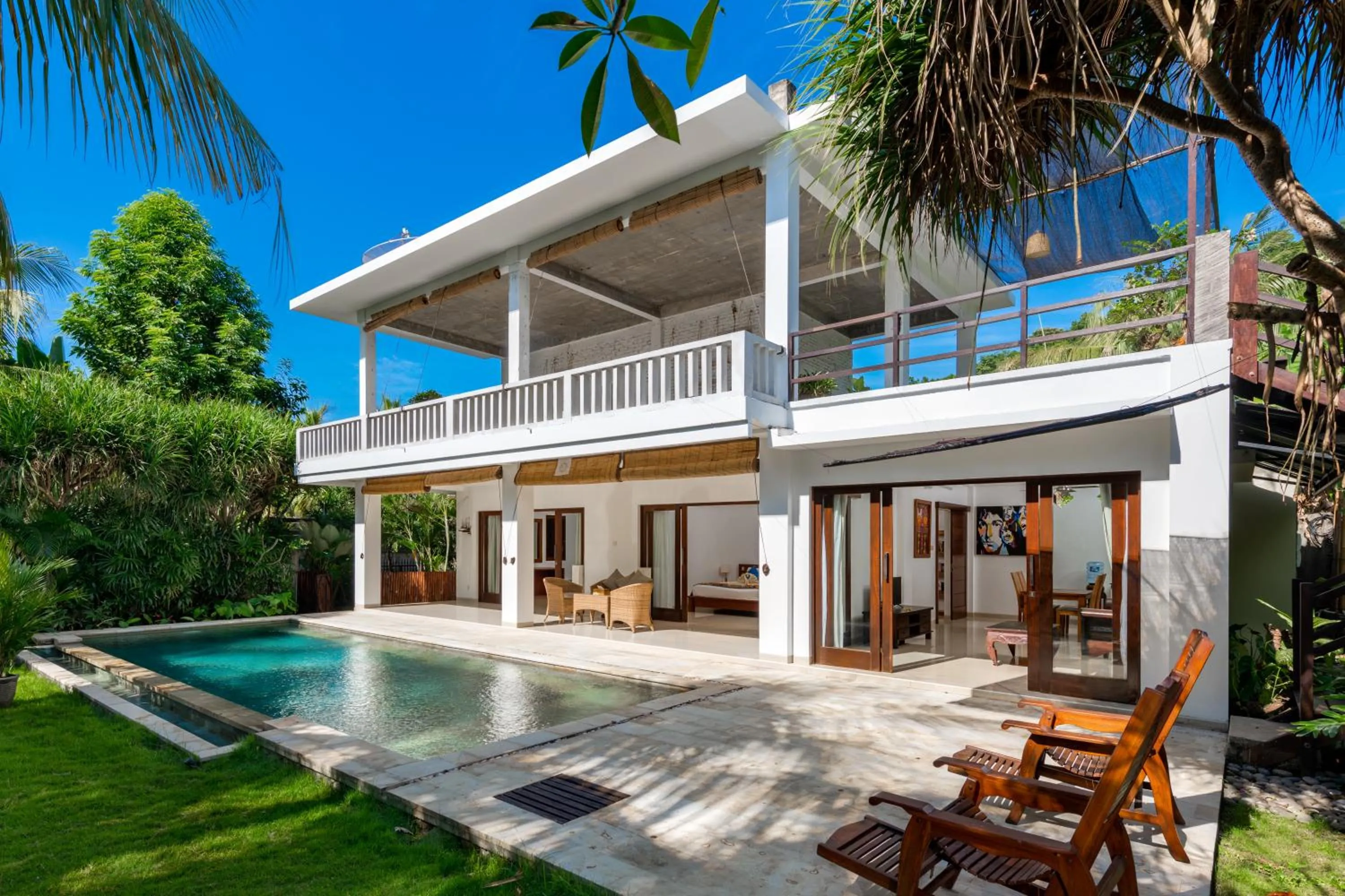 Property building in Villa Adi