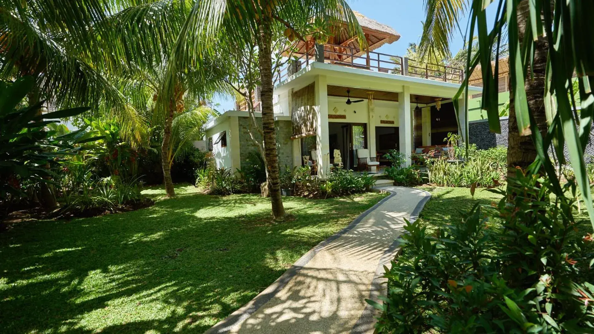 Villa Adi Rooftop with Private Plunge Pool in Villa Adi Villa Adi Rooftop with Private Plunge Pool in Villa Adi