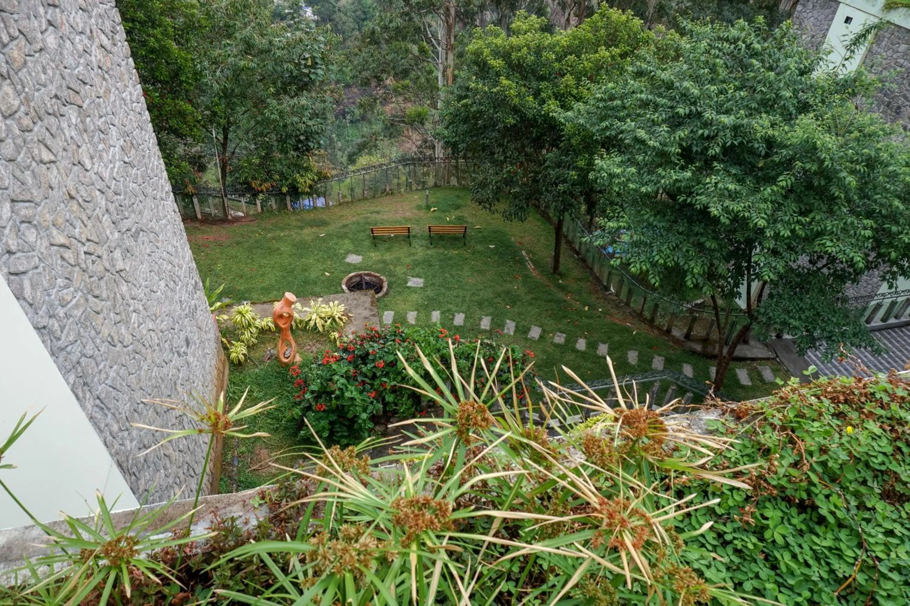 Garden in Devonshire Greens - The Leisure Hotel and Spa