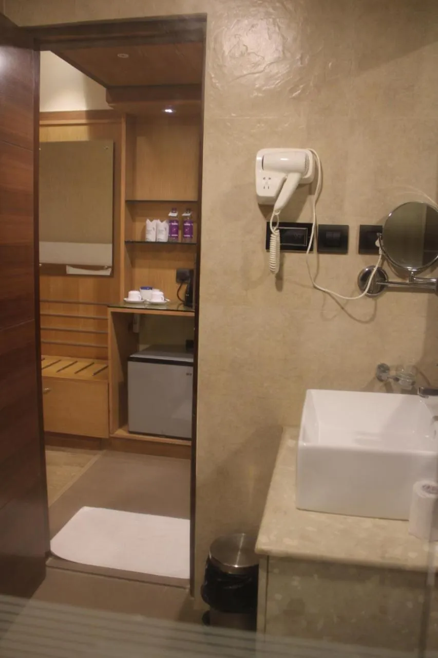 Bathroom in Devonshire Greens - The Leisure Hotel and Spa