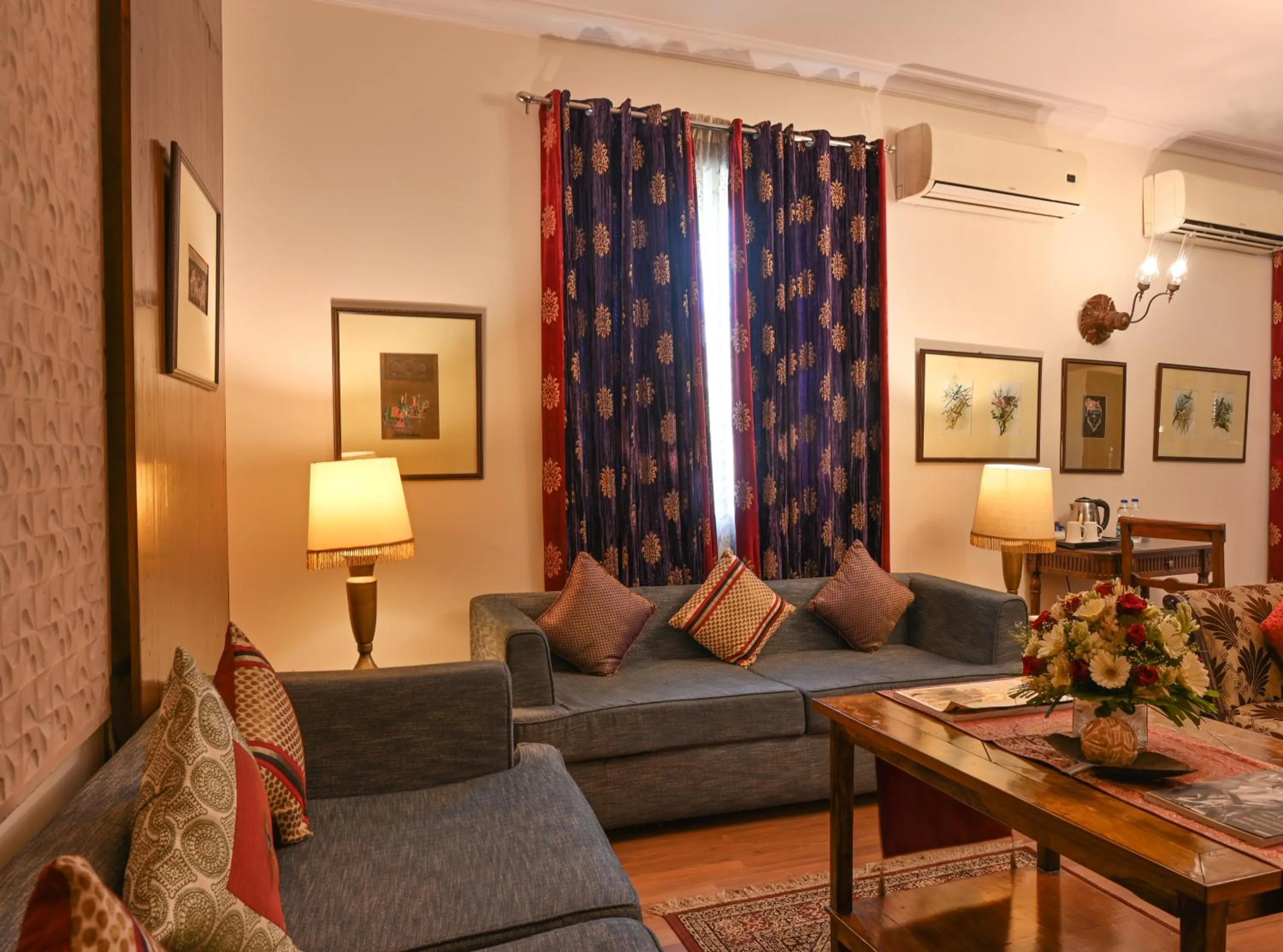 Seating area in Ranbanka Palace