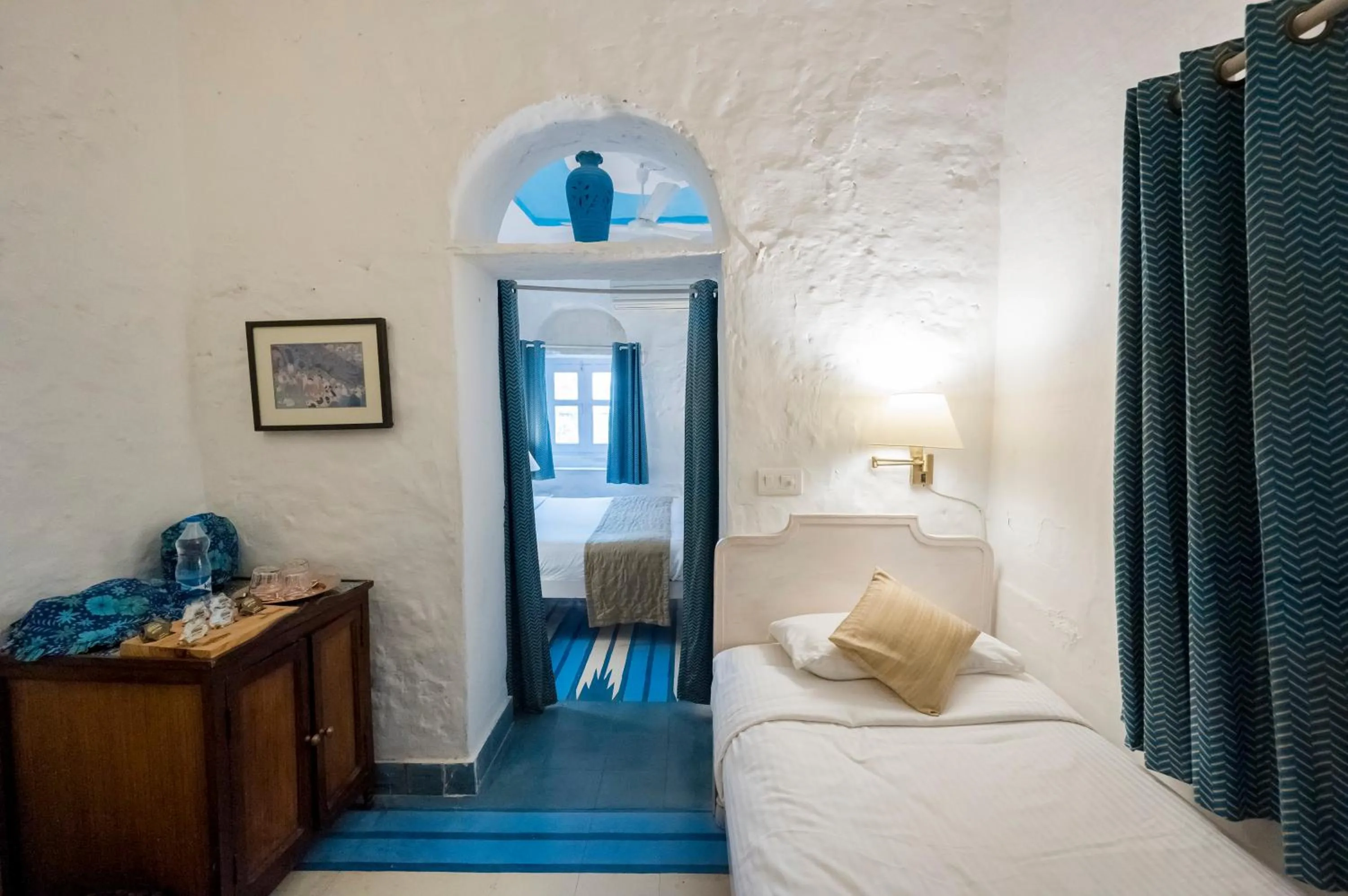 Bed in Neemrana's - Hill Fort - Kesroli