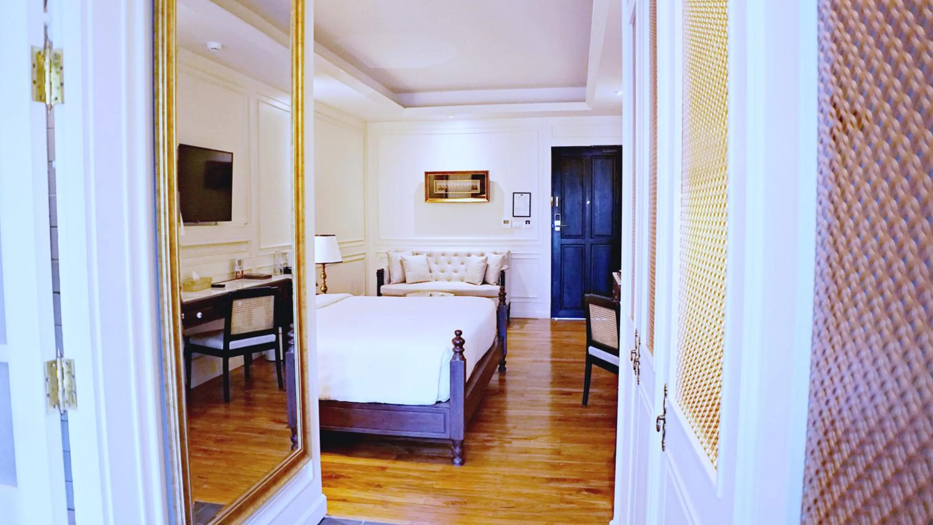 Bed in Buri Sriping Riverside Resort & Spa