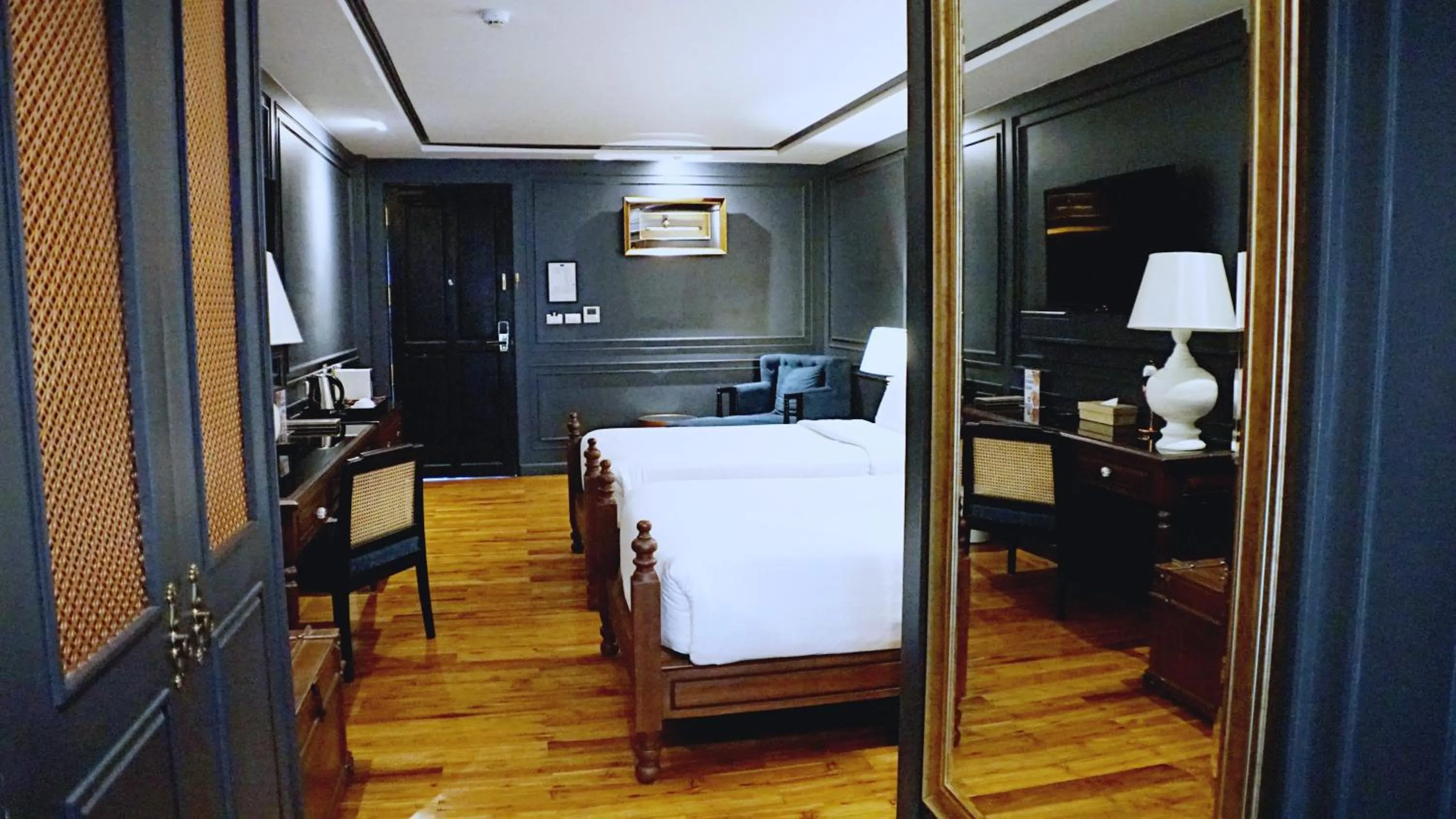 Bed in Buri Sriping Riverside Resort & Spa