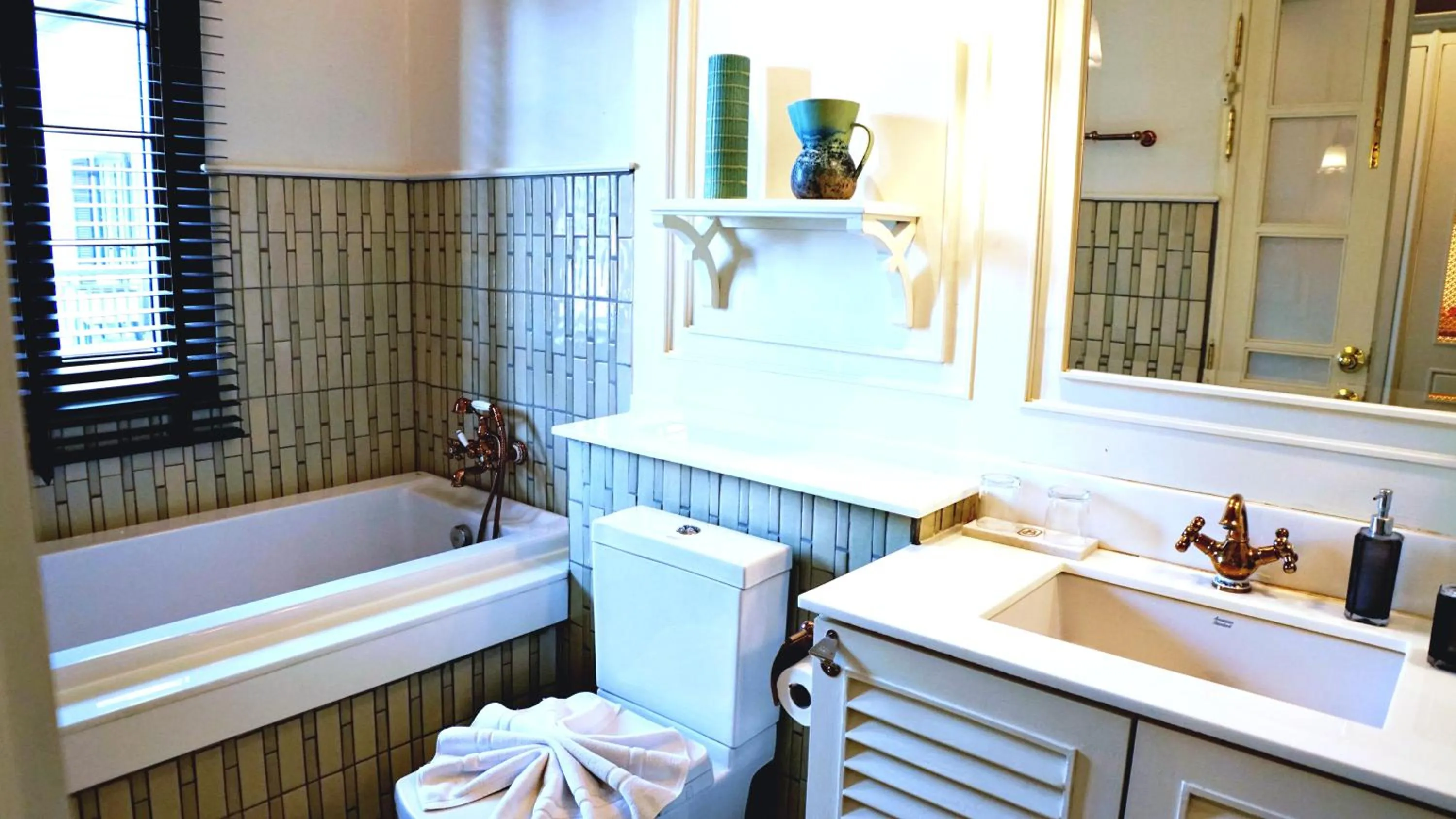 Bathroom in Buri Sriping Riverside Resort & Spa