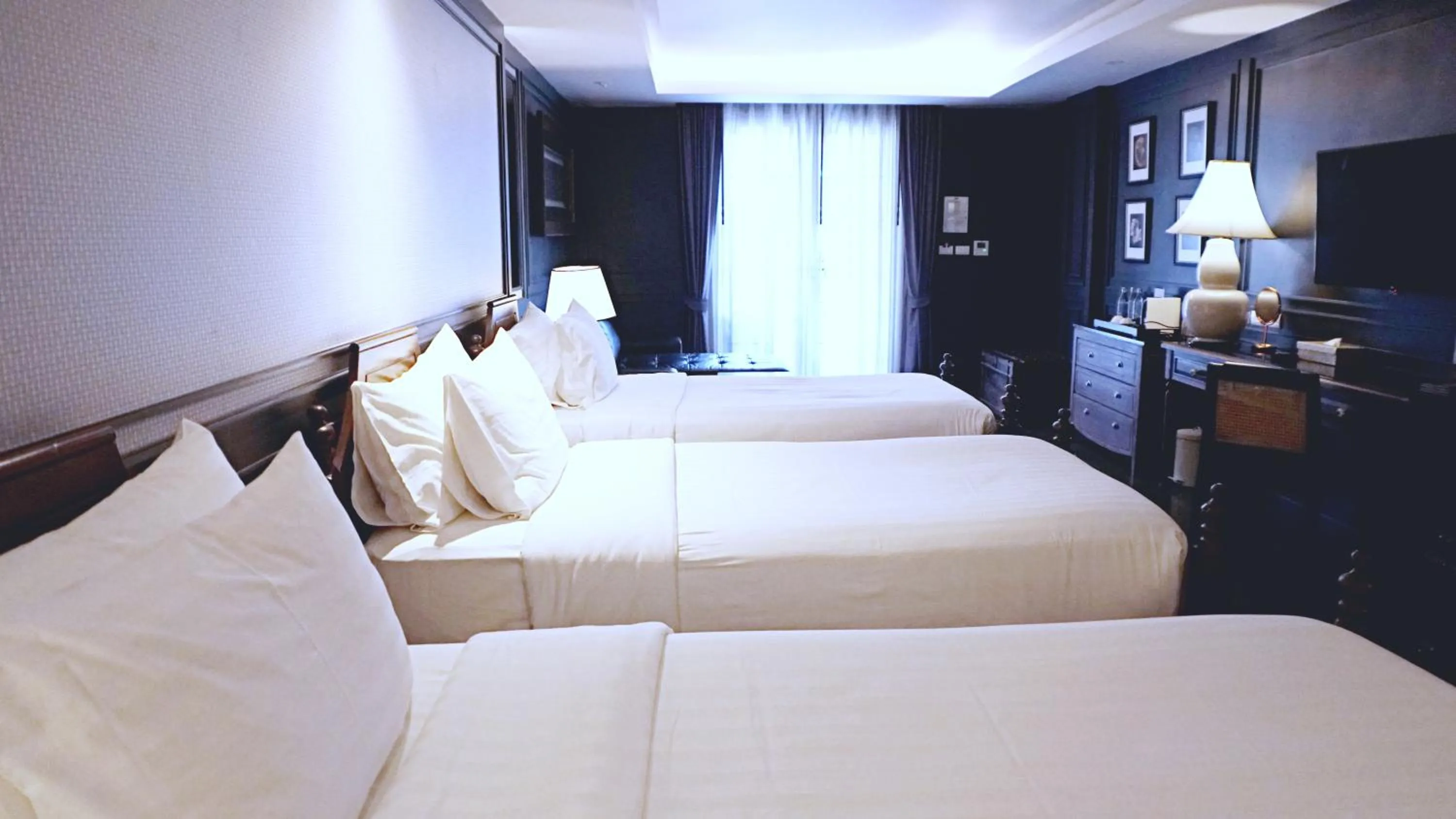 Bed in Buri Sriping Riverside Resort & Spa