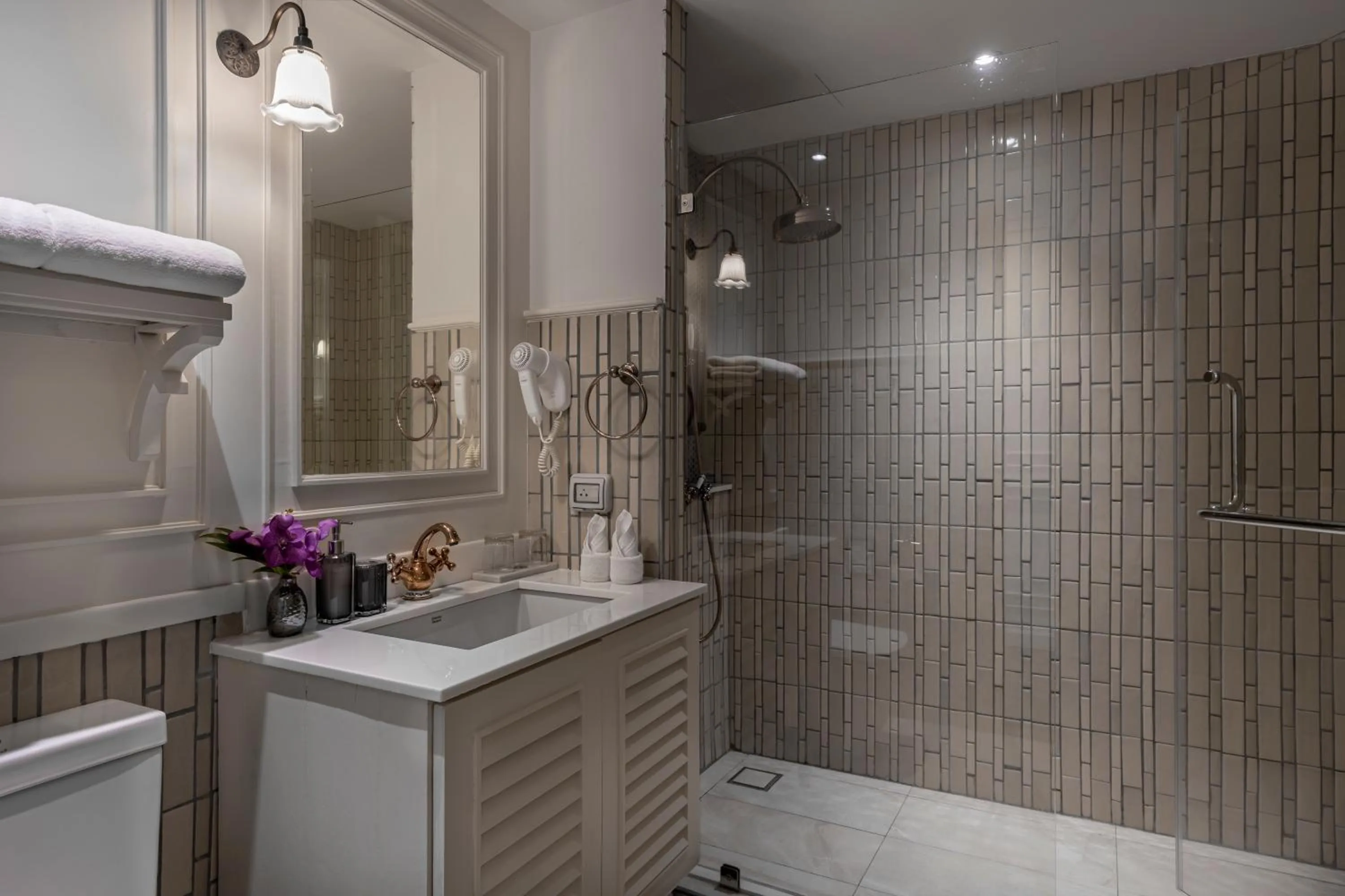 Buri Sriping Riverside Resort & Spa