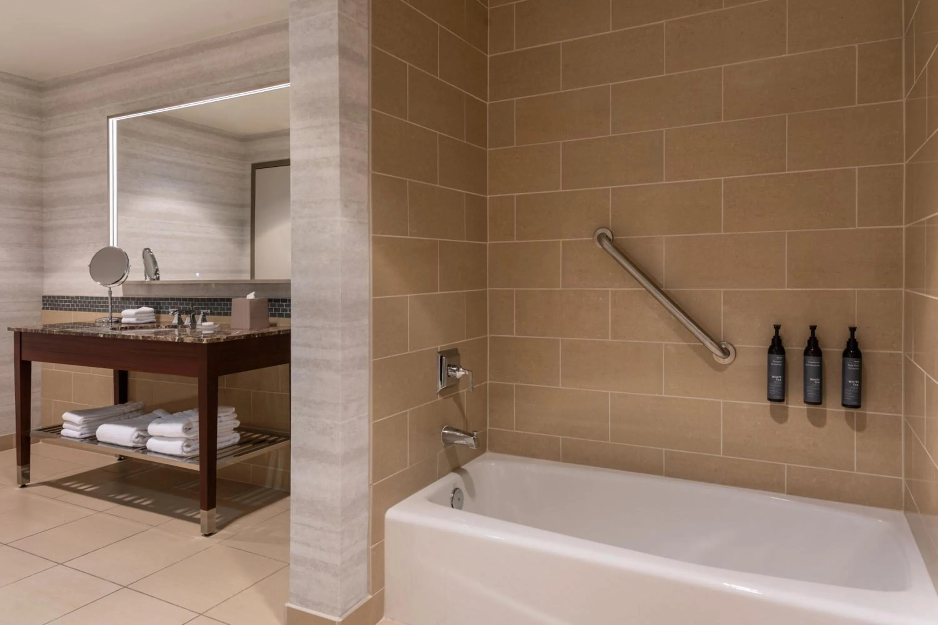 Photo of the whole room in The Westin Book Cadillac Detroit