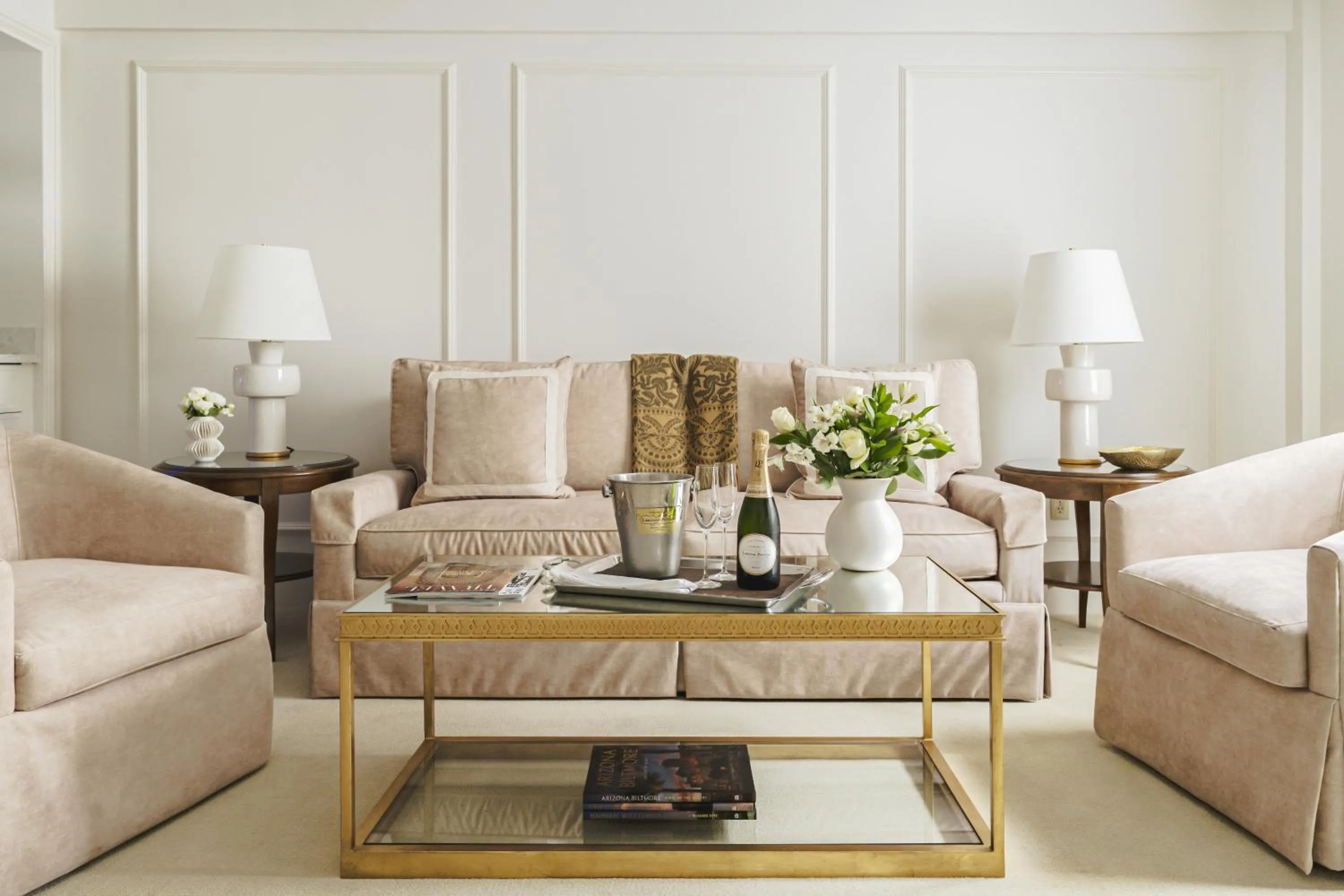 Living room in The Eliot Hotel