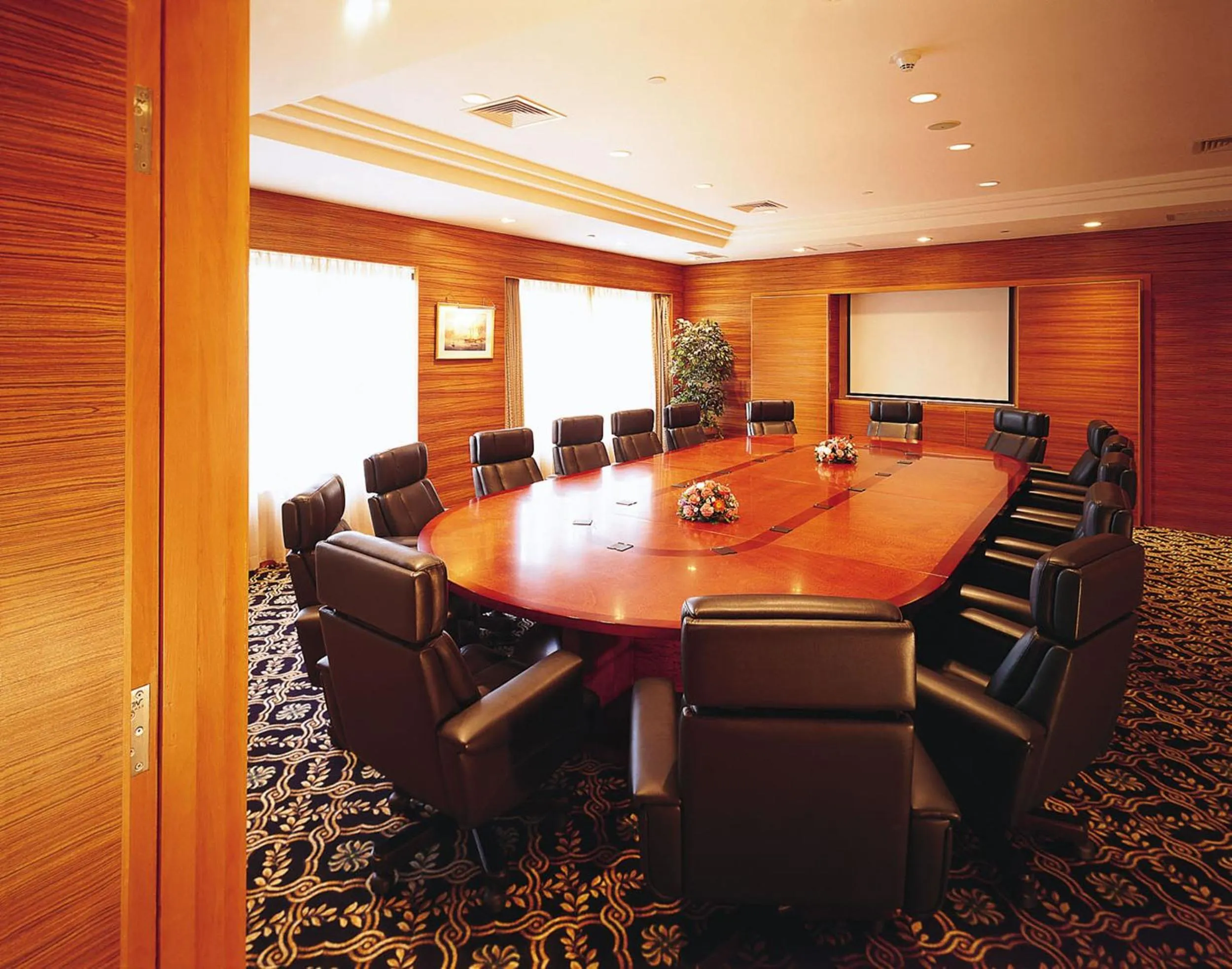 Business facilities in Furama Hotel Dalian