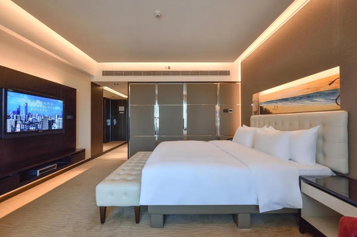 Bed in Furama Hotel Dalian