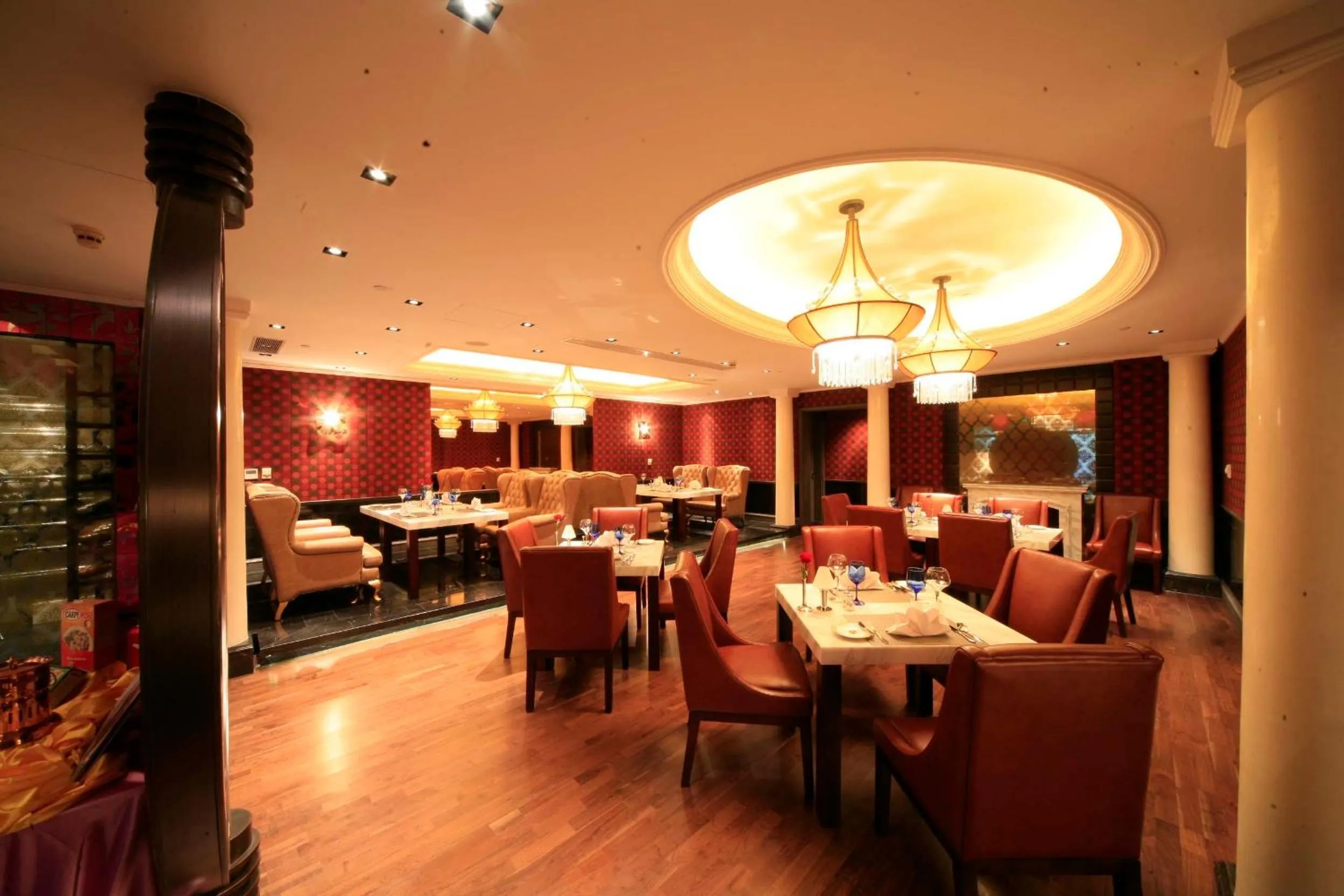 Restaurant/places to eat in Furama Hotel Dalian