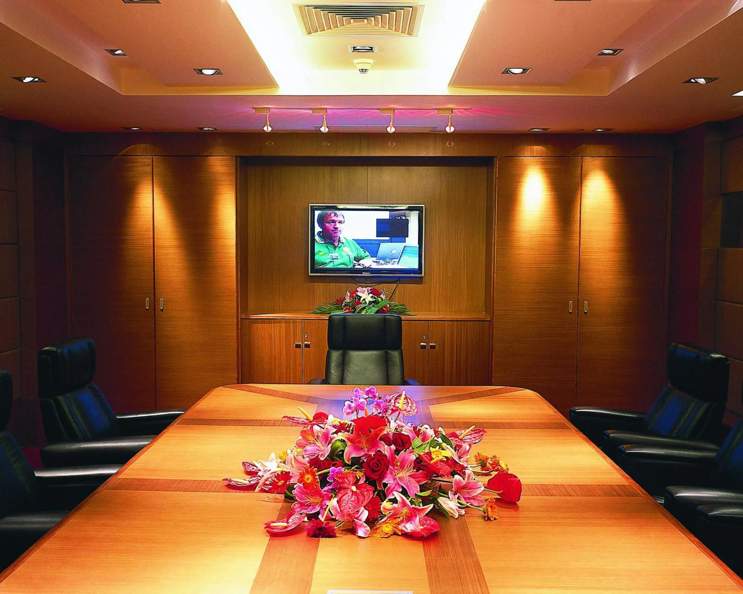 Business facilities in Furama Hotel Dalian