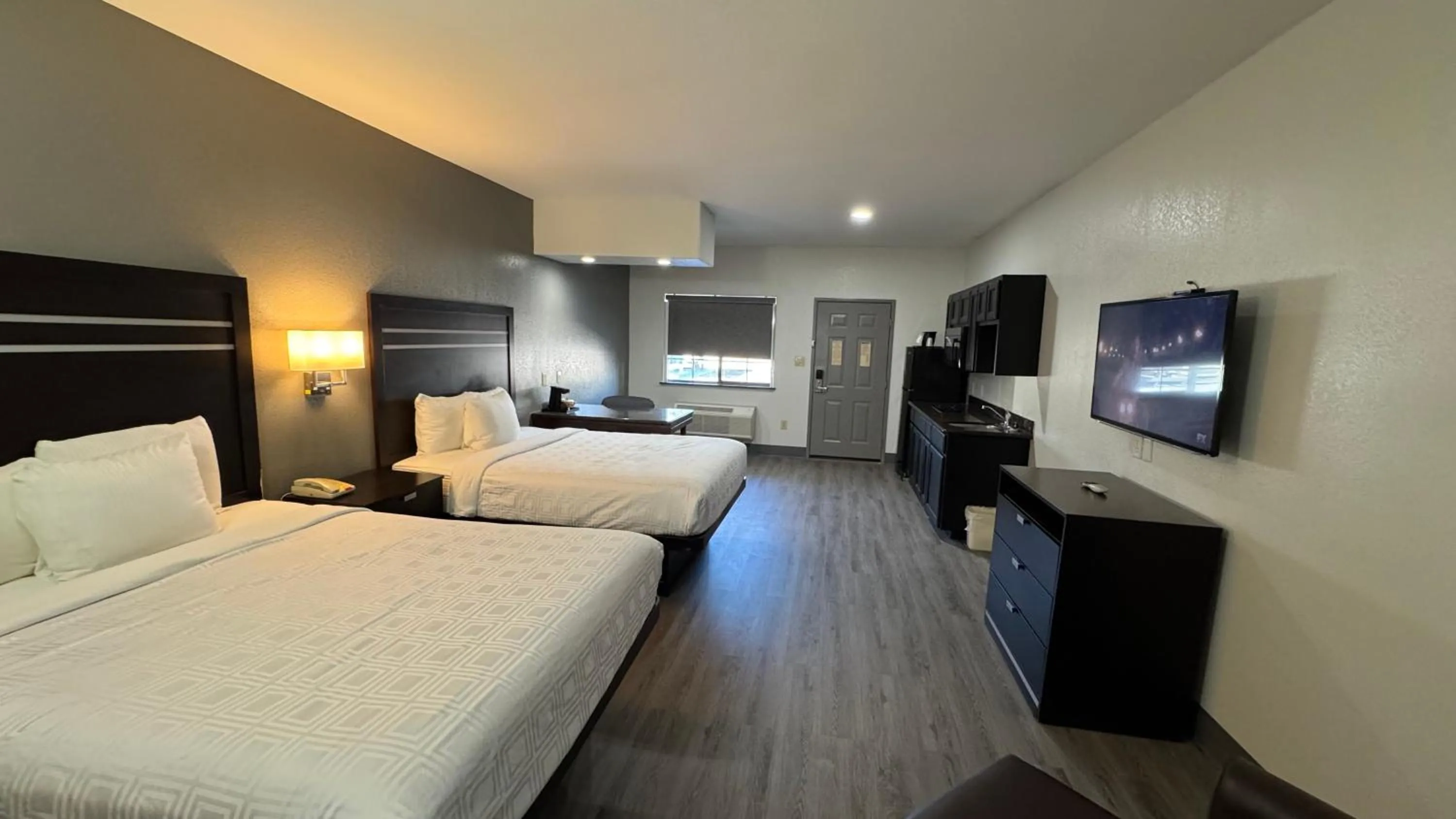 Sunbridge Inn & Suite Extended Stay