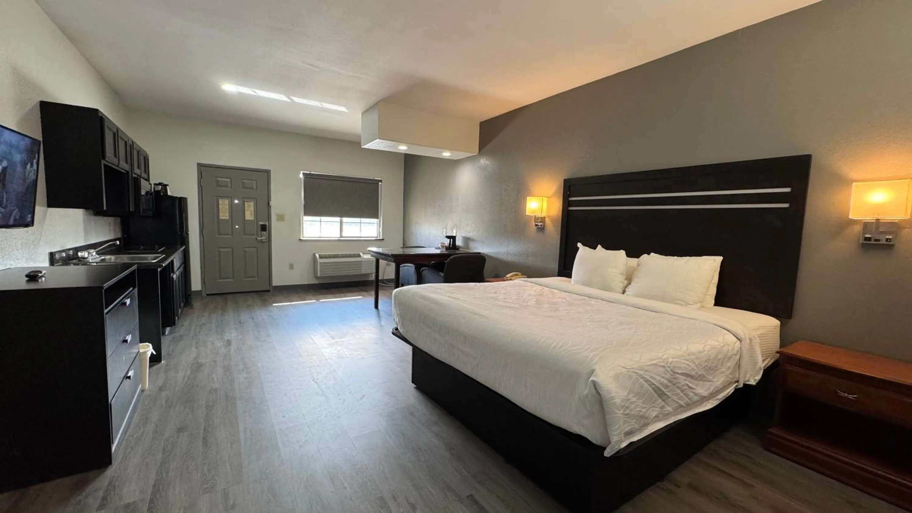 Sunbridge Inn & Suite Extended Stay