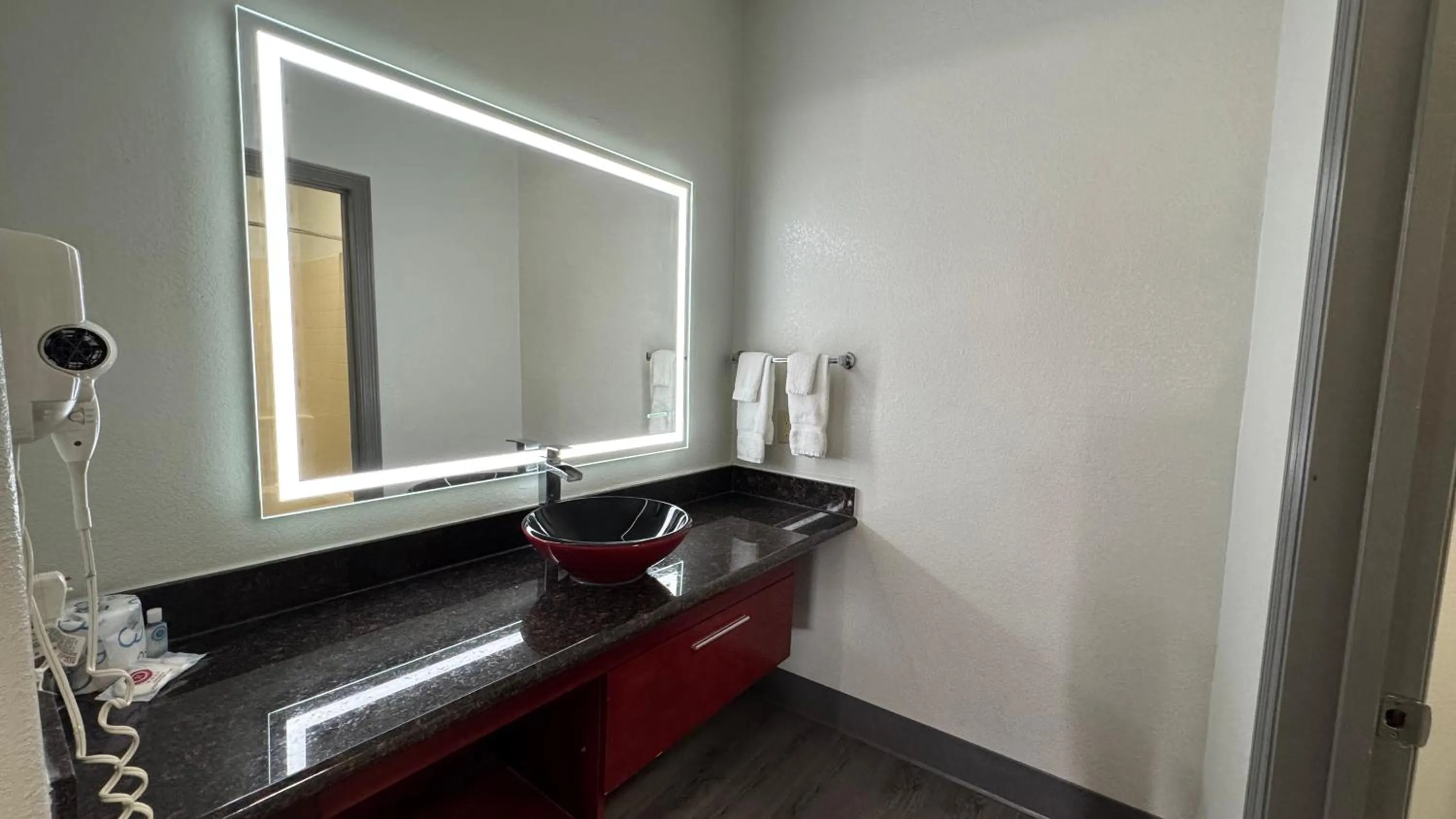 Sunbridge Inn & Suite Extended Stay