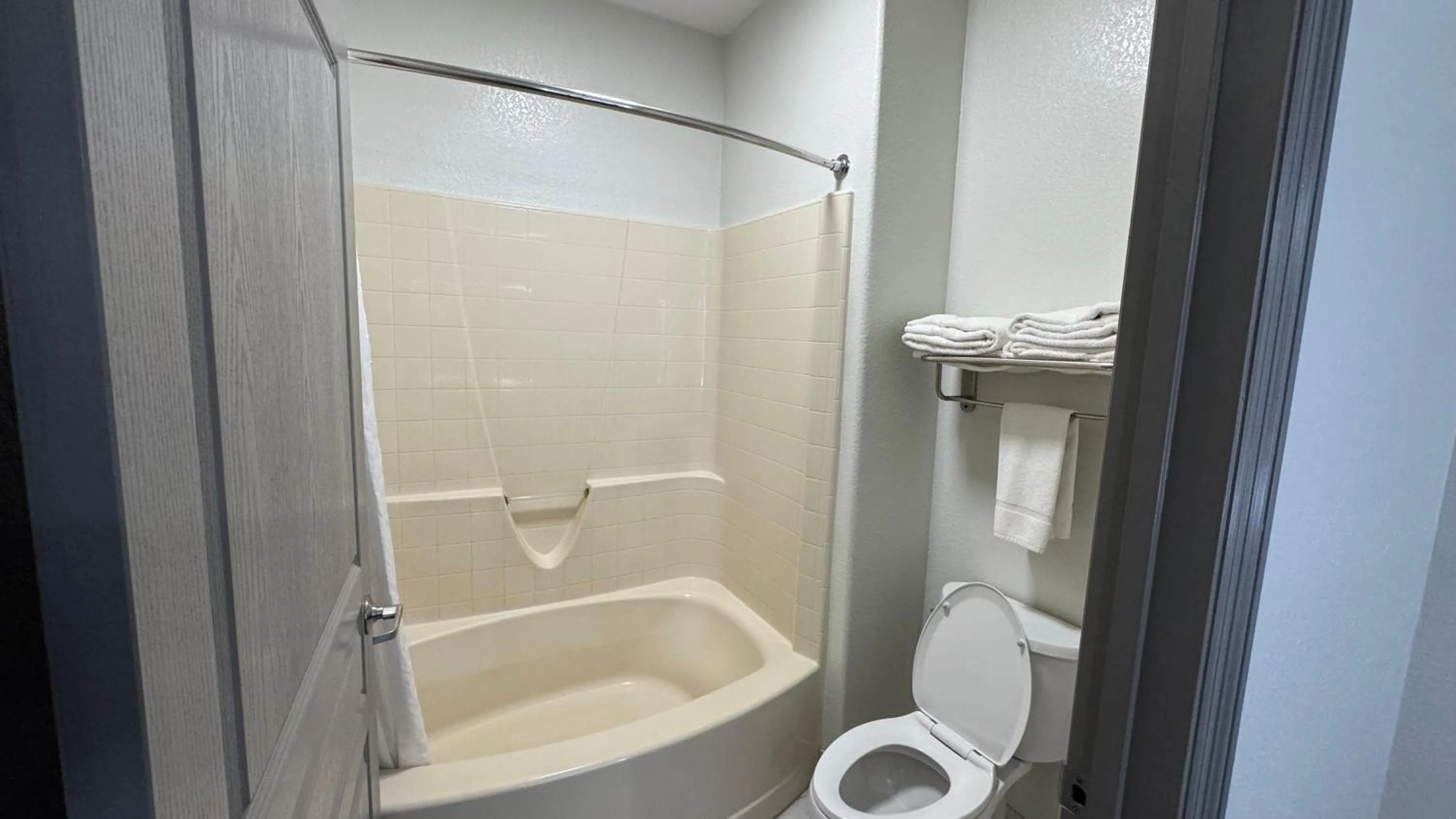 Sunbridge Inn & Suite Extended Stay