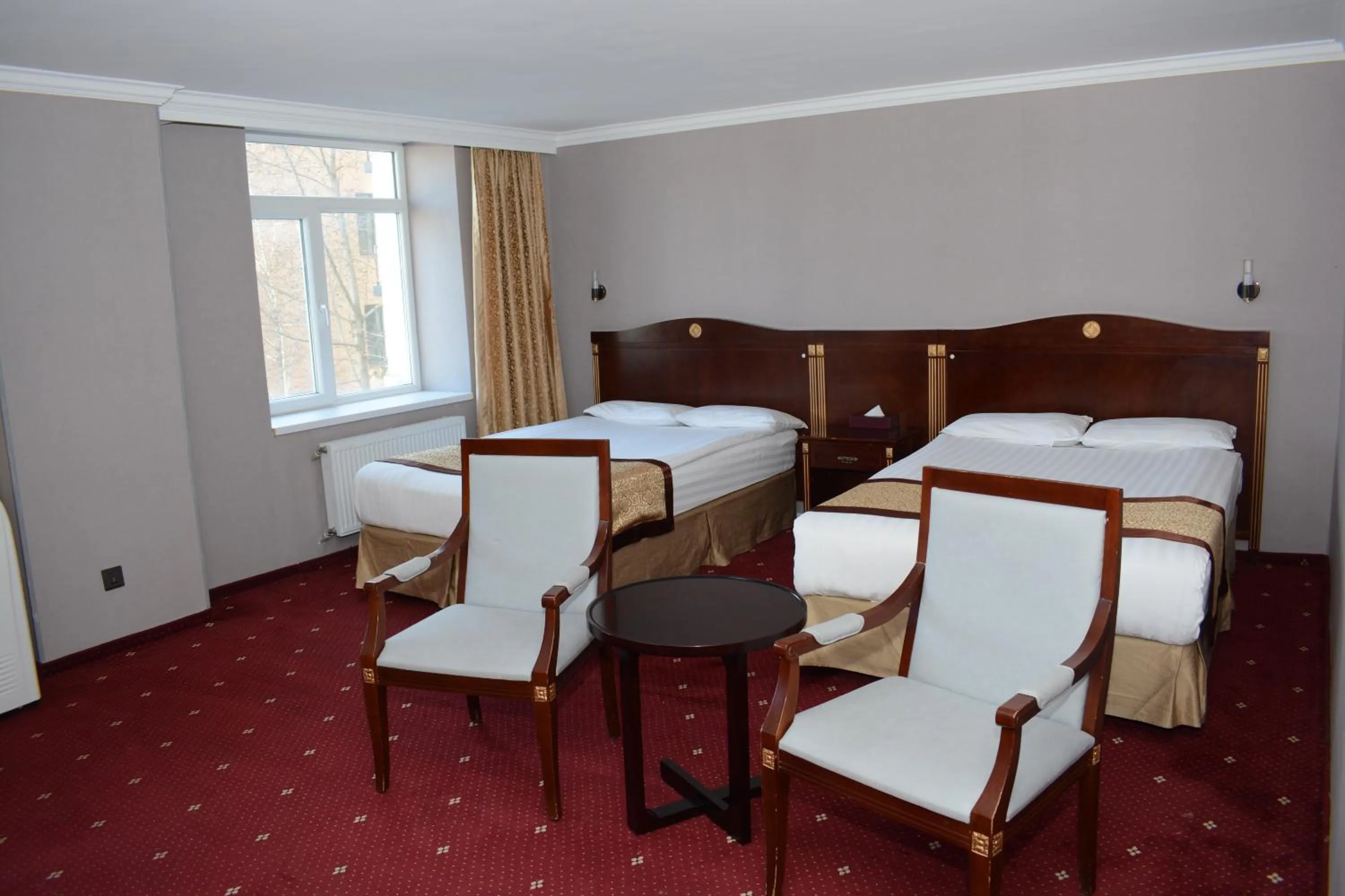 Bed in White House Hotel