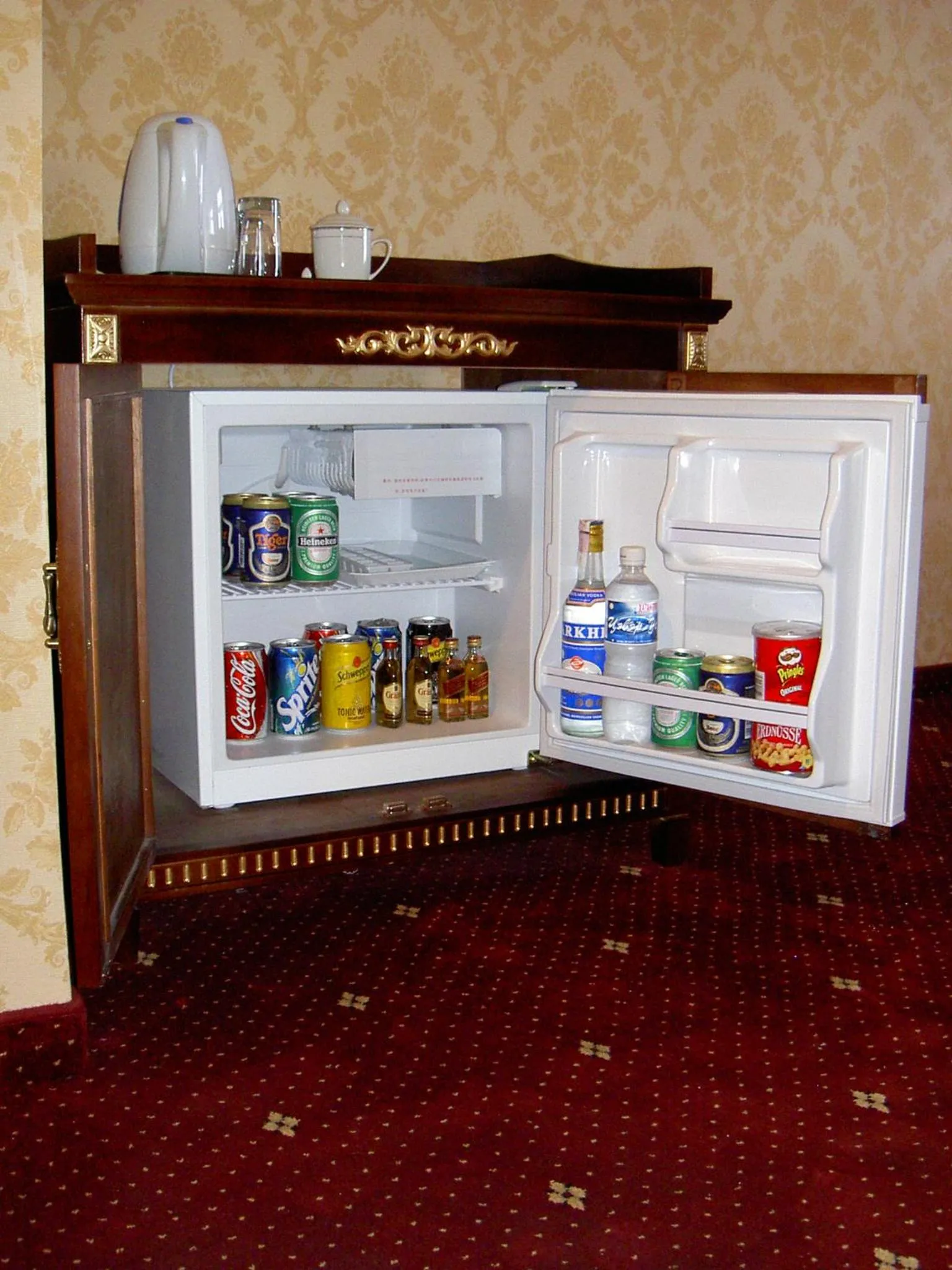 Drinks in White House Hotel