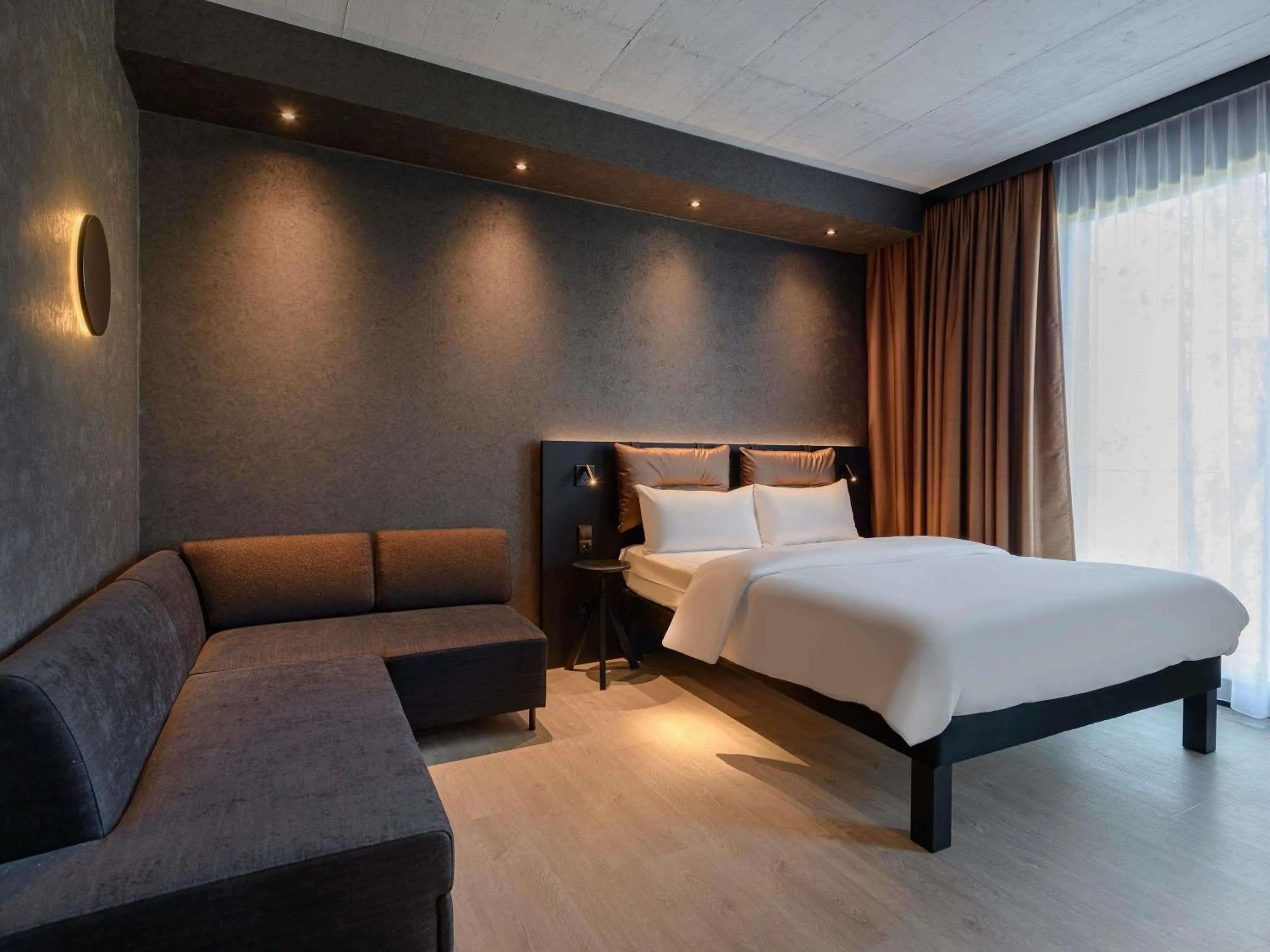 Bedroom, Bed in ibis Styles Friedrichshafen