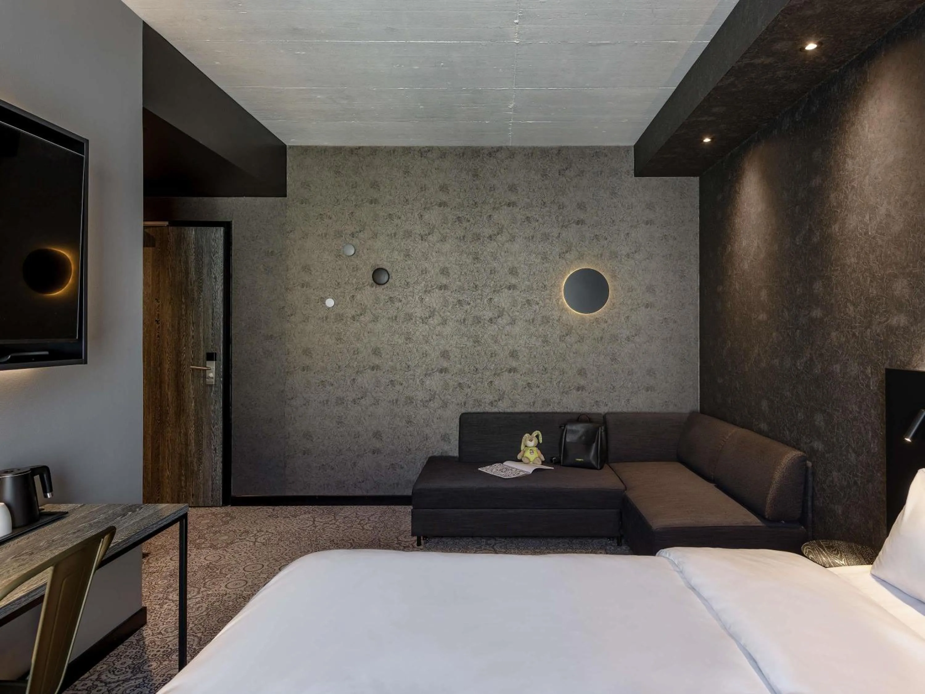 Bedroom, Bed in ibis Styles Friedrichshafen