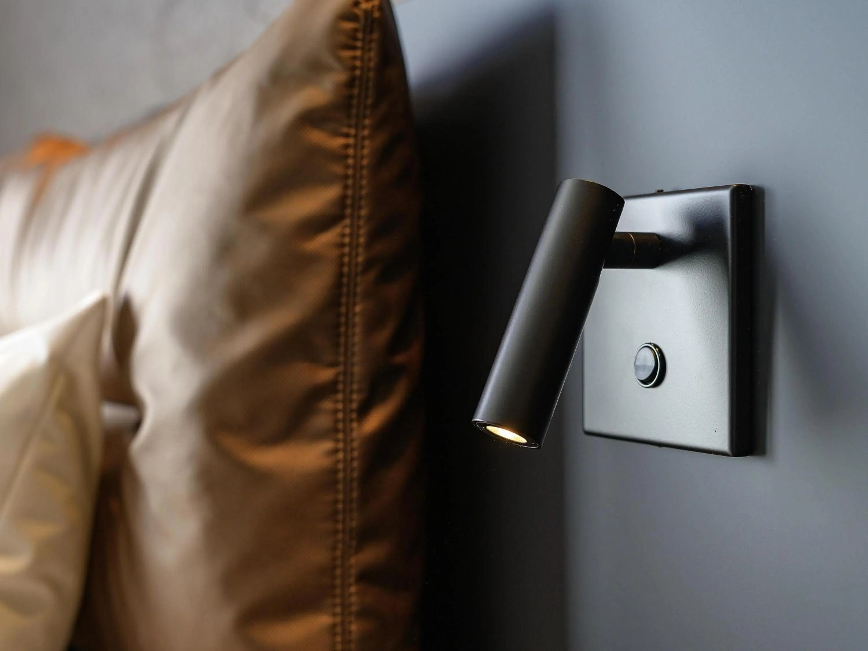 Bedroom in ibis Styles Friedrichshafen